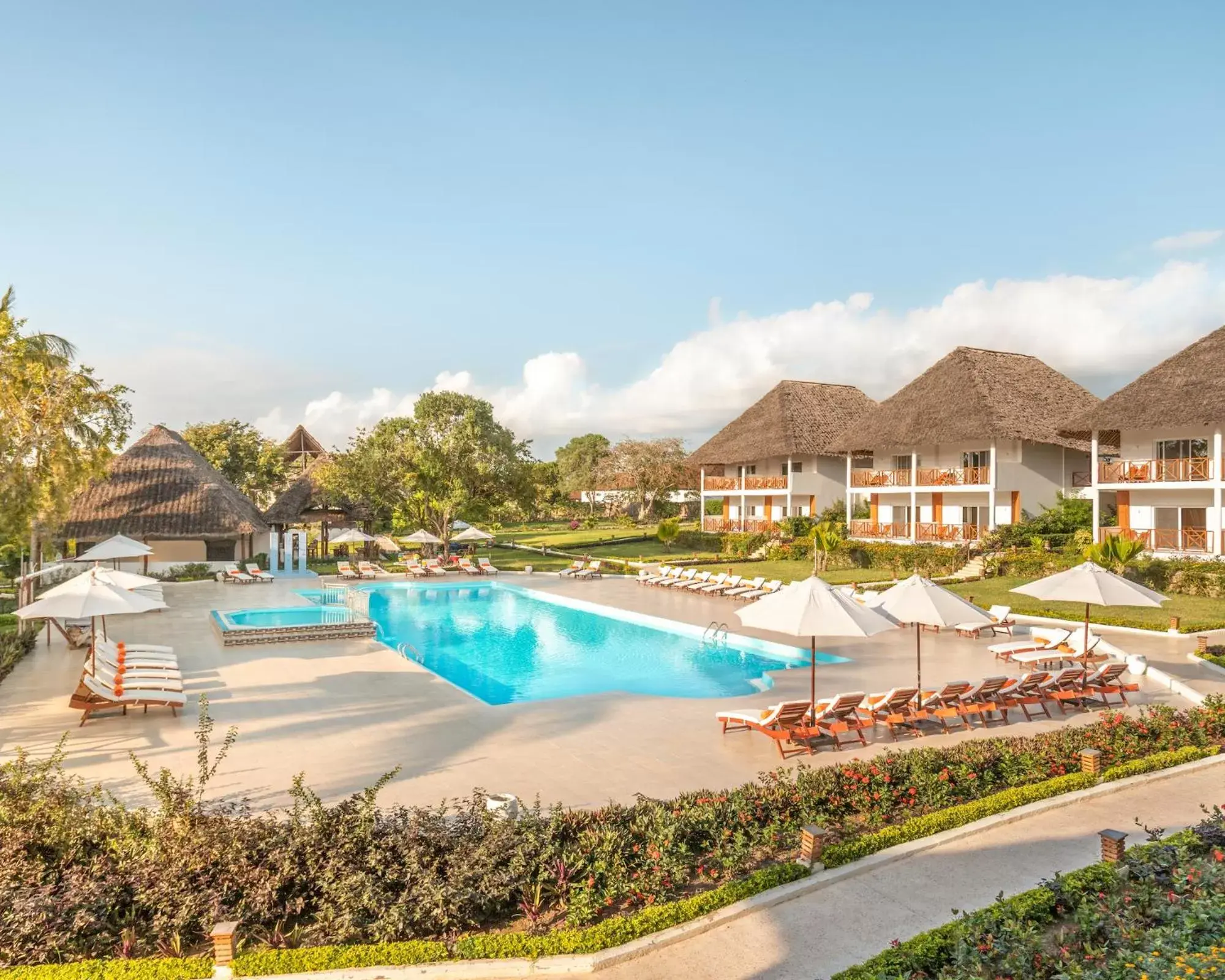 Swimming pool in Kiwengwa Beach Resort Swimming pool in Kiwengwa Beach Resort