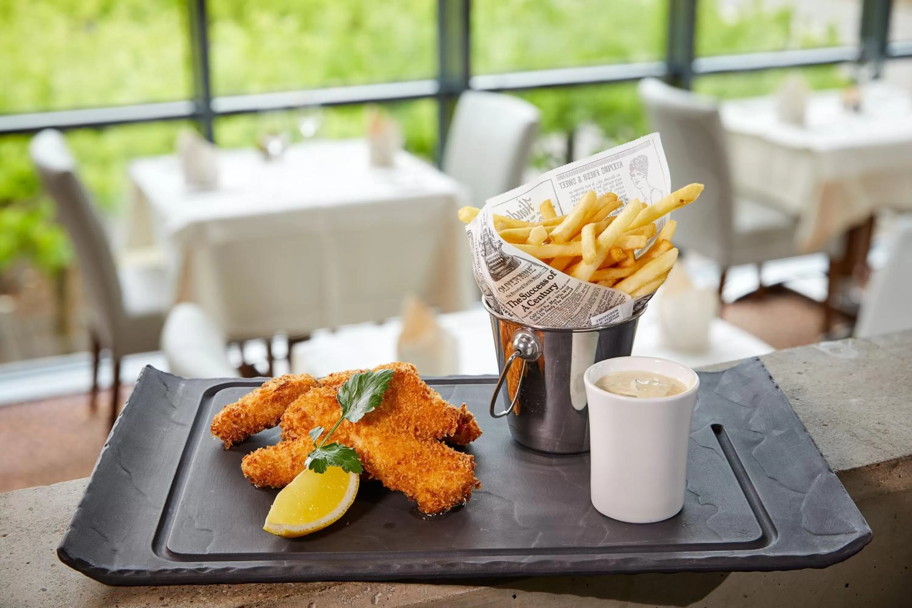 Food and drinks in Hotel Simon's Plaza