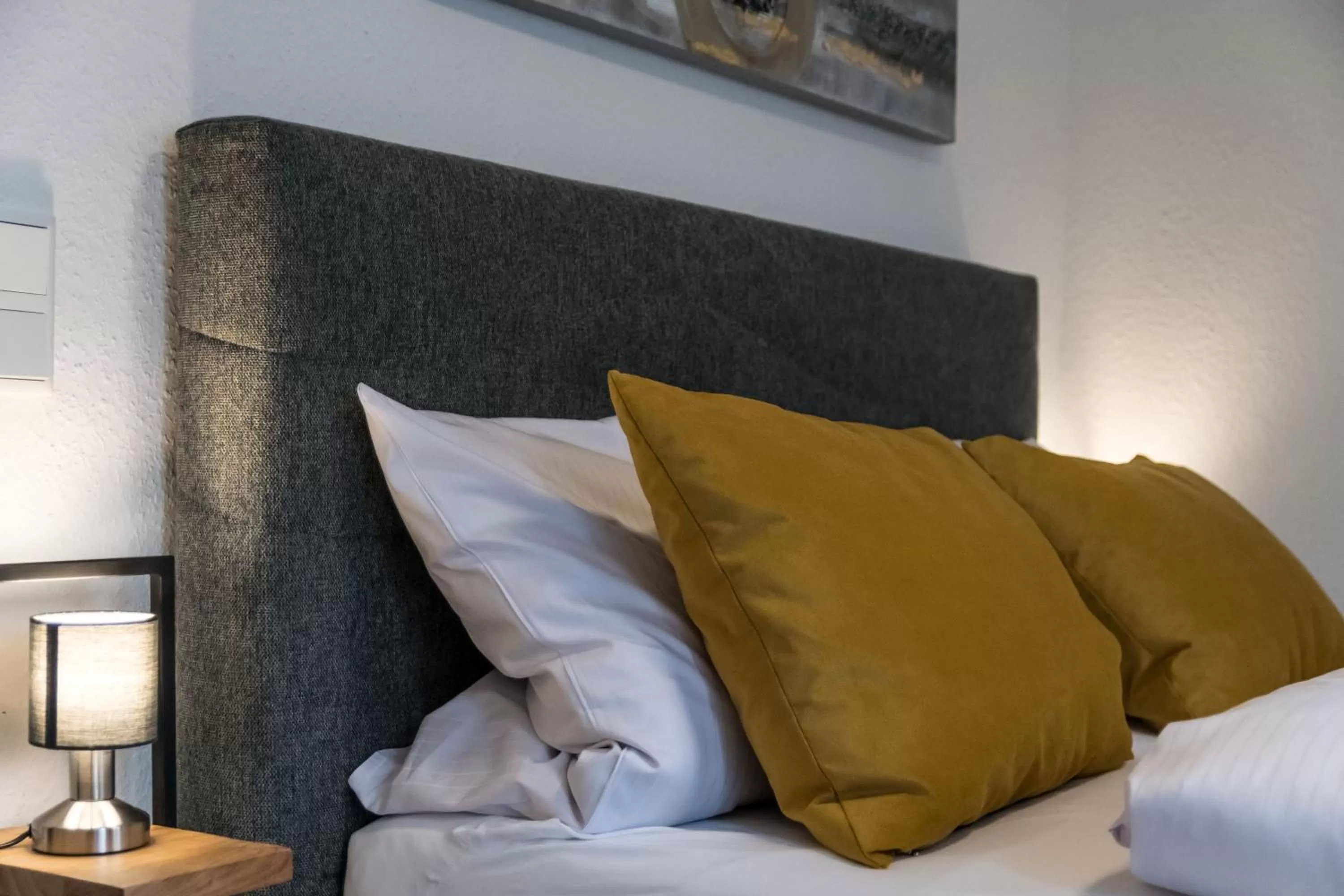 Bed in Altstadt Hotel Self Check-In