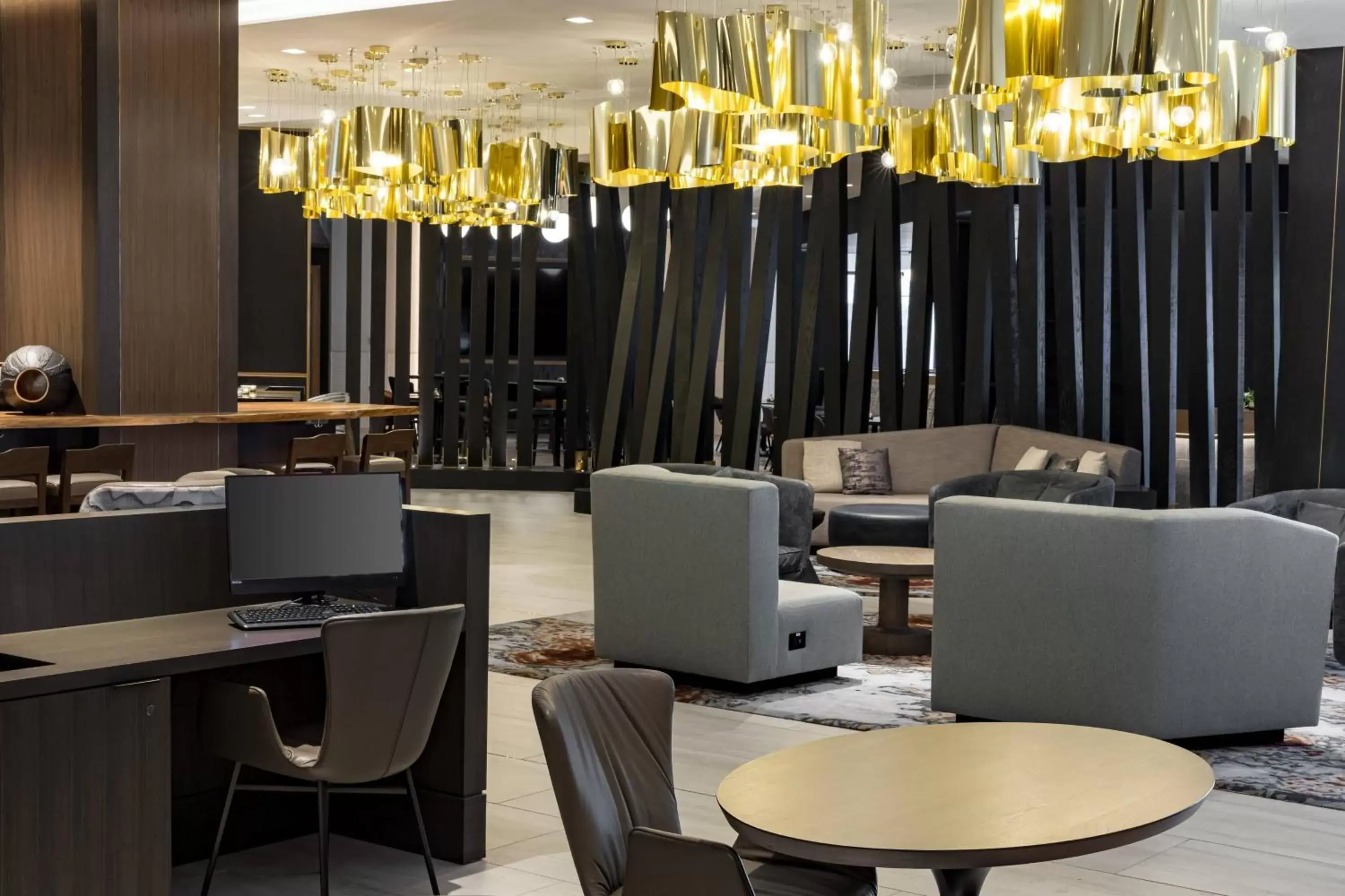 Lobby or reception, Lounge/Bar in Richmond Marriott
