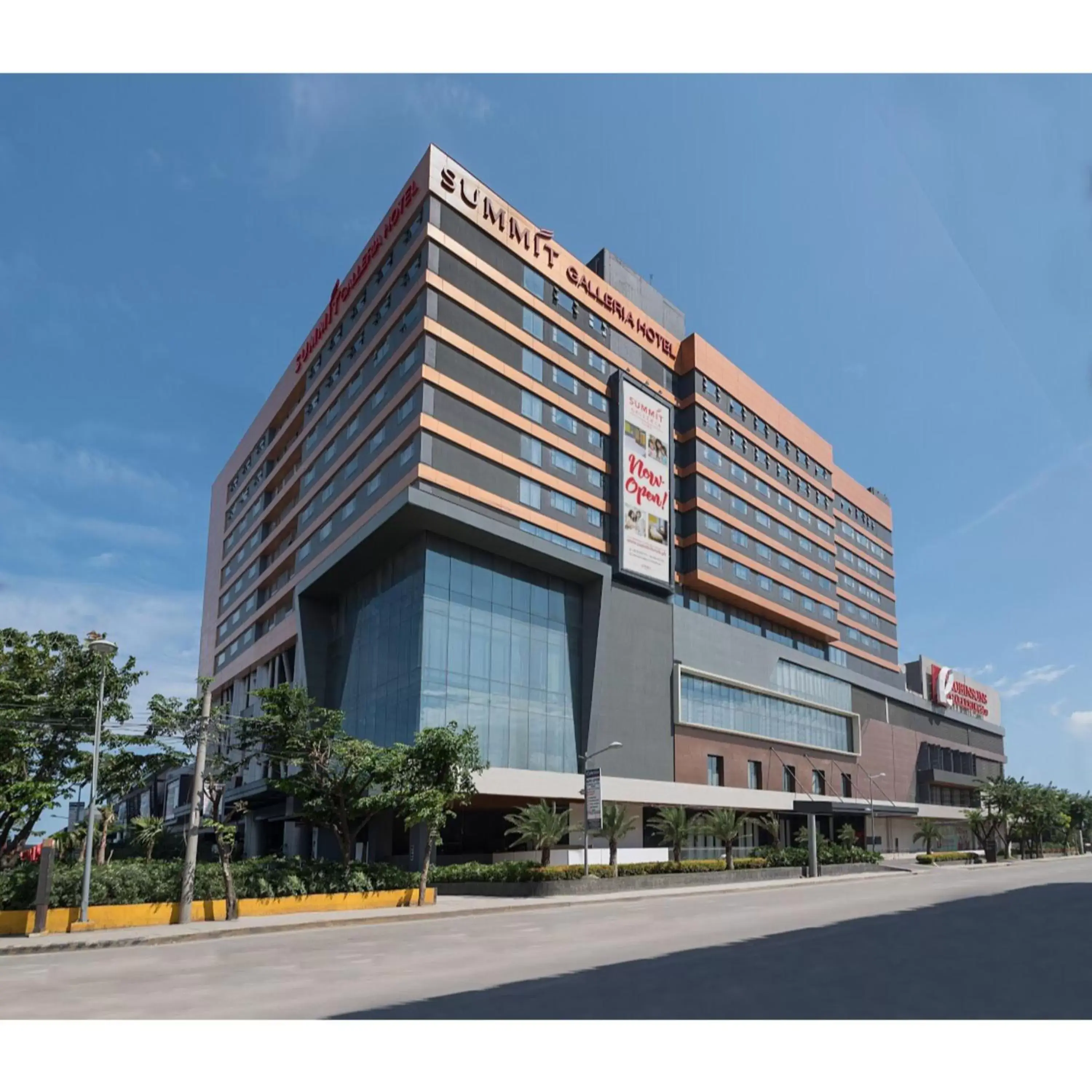 Property Building in Summit Galleria Cebu - Multiple Use Hotel