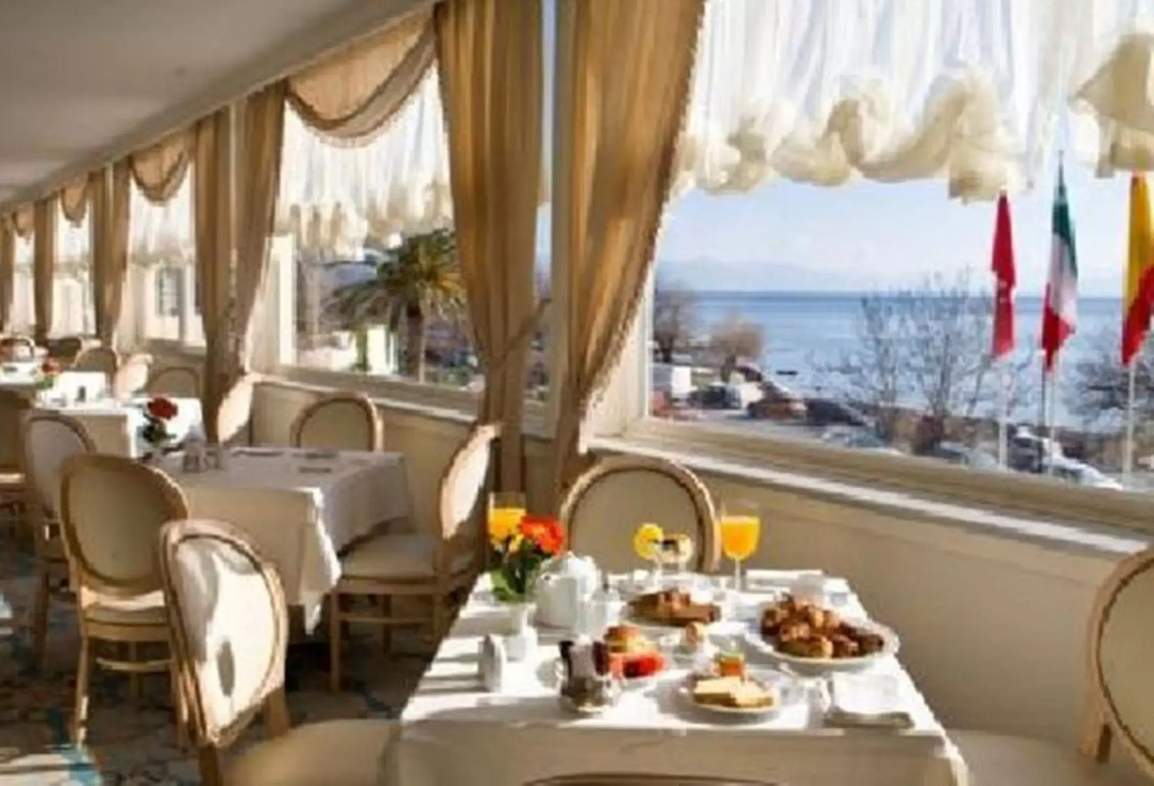 Restaurant/places to eat in Corfu Palace Hotel Restaurant/places to eat in Corfu Palace Hotel