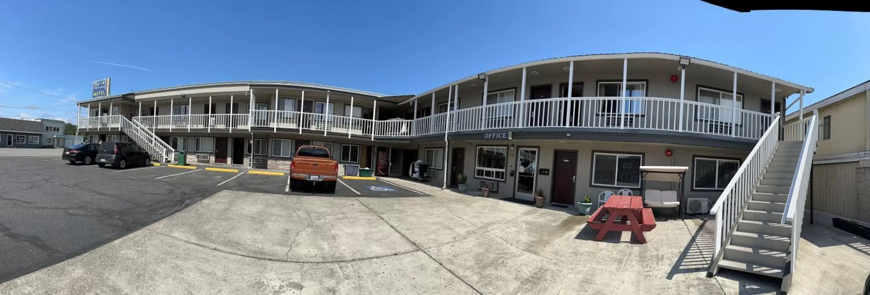 Property Building in Royal Victorian Motel