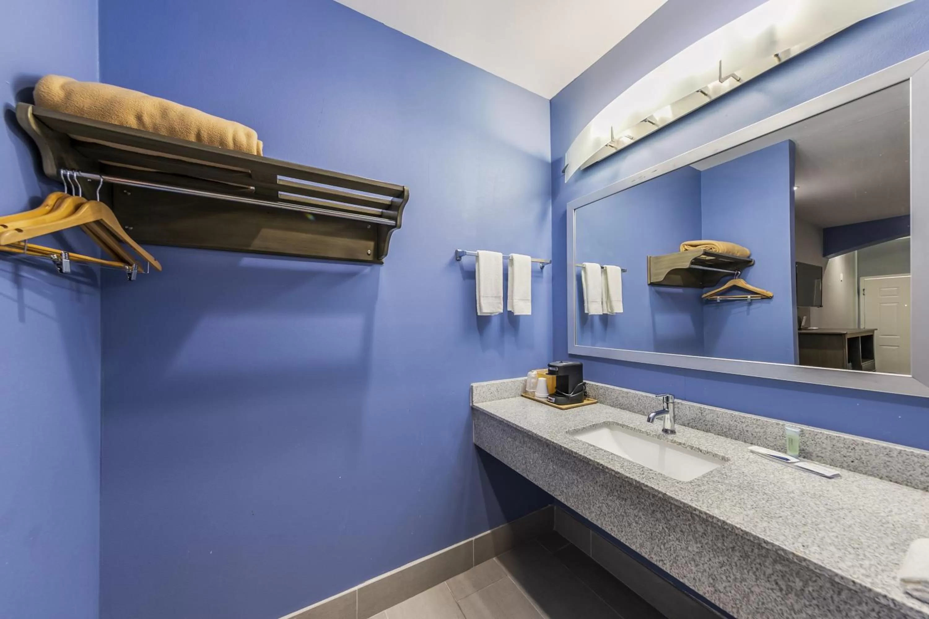 Home Place Inn Spring I-45 North and 1960