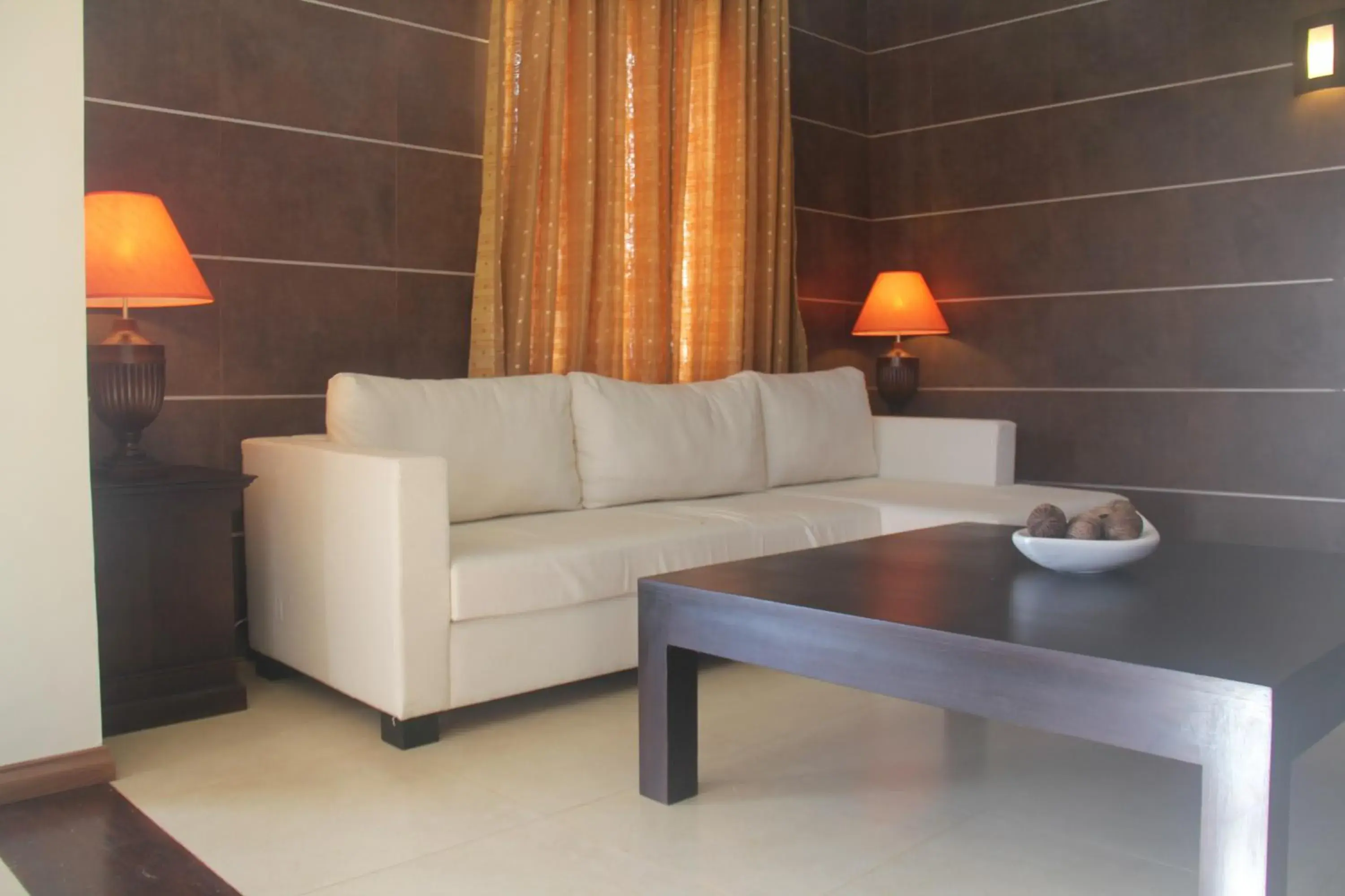 Living room, Seating Area in Villa De Roshe
