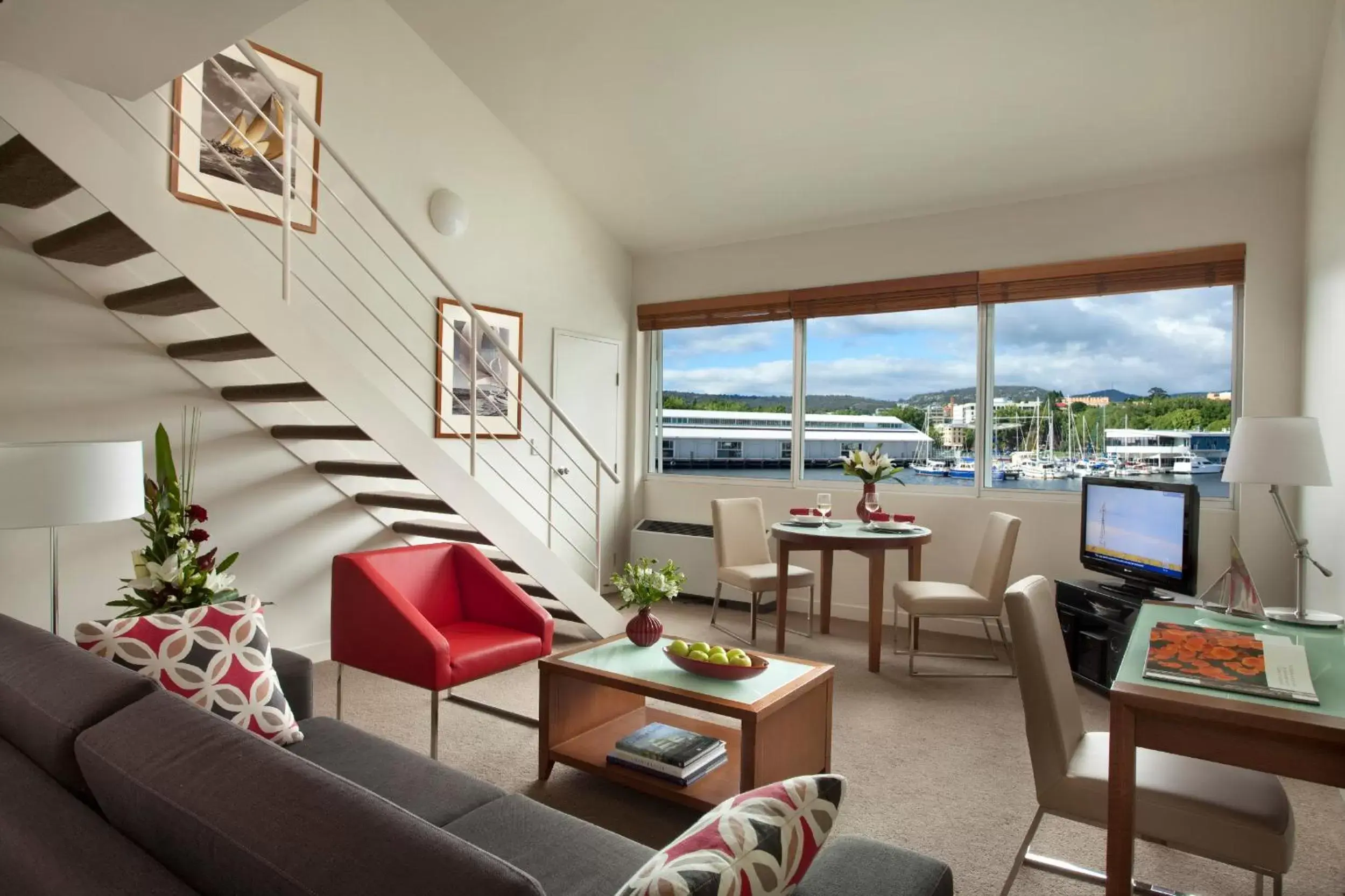 Living room, Seating Area in Somerset on the Pier Hobart