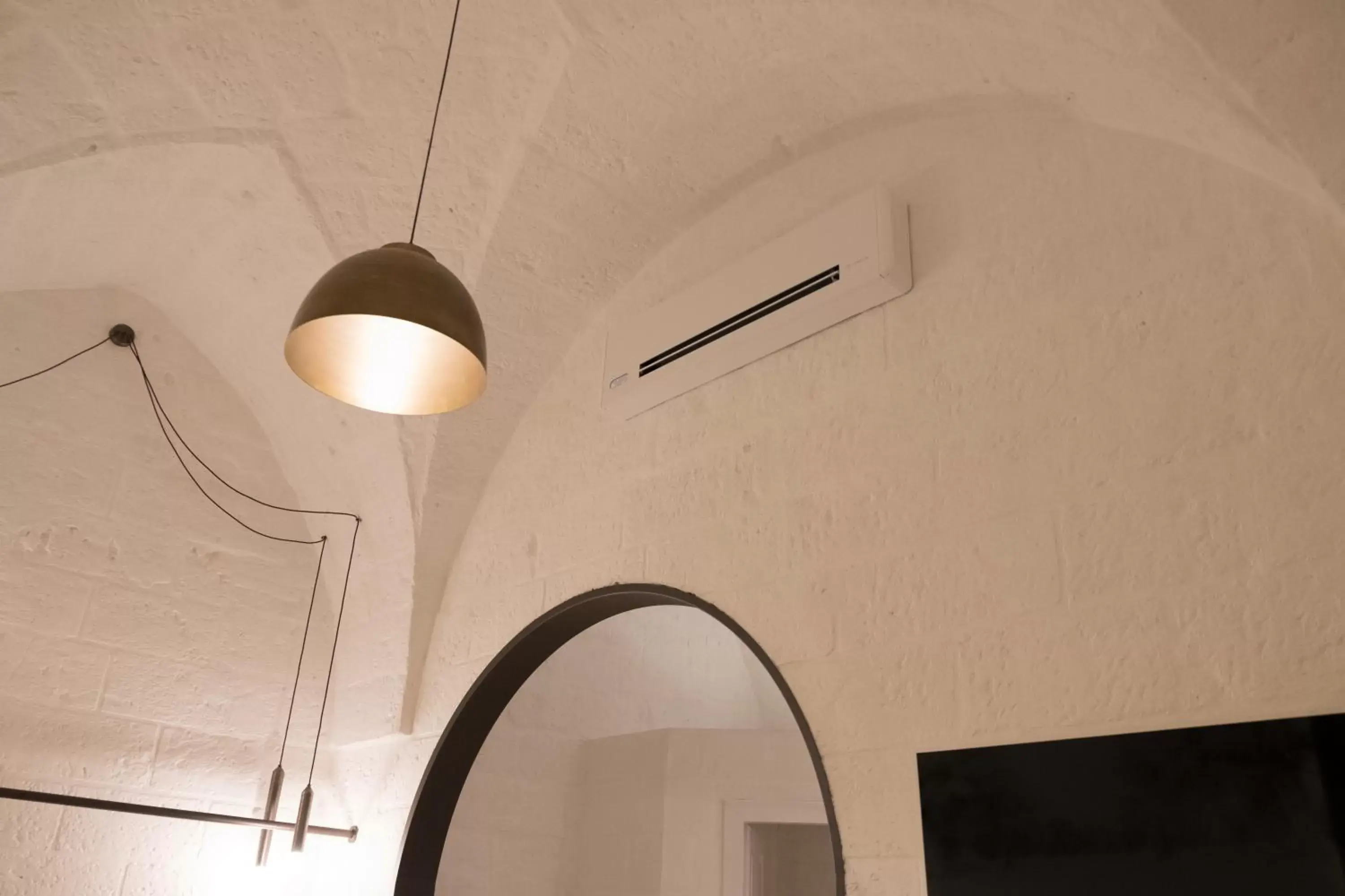 air conditioner in AL PALAZZO La Dimora by Apulia Hospitality