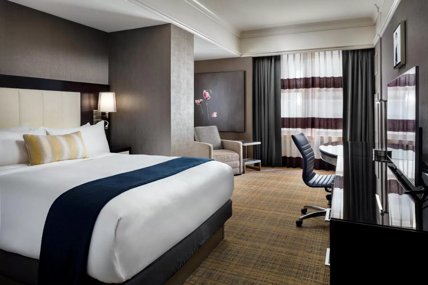 Bed in Hotel AKA Back Bay Bed in Hotel AKA Back Bay