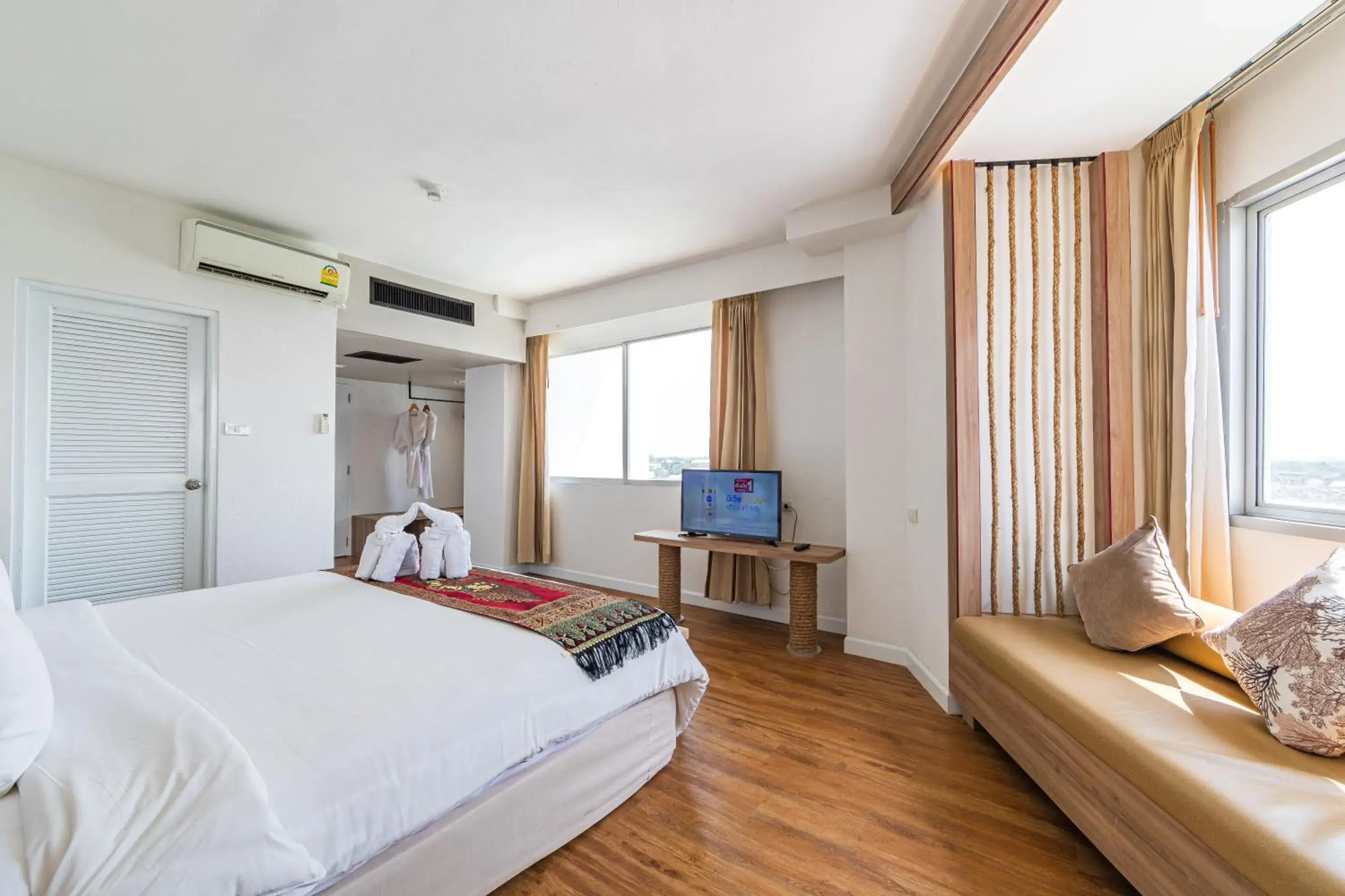Property building in Thongtarin Hotel (SHA Plus)