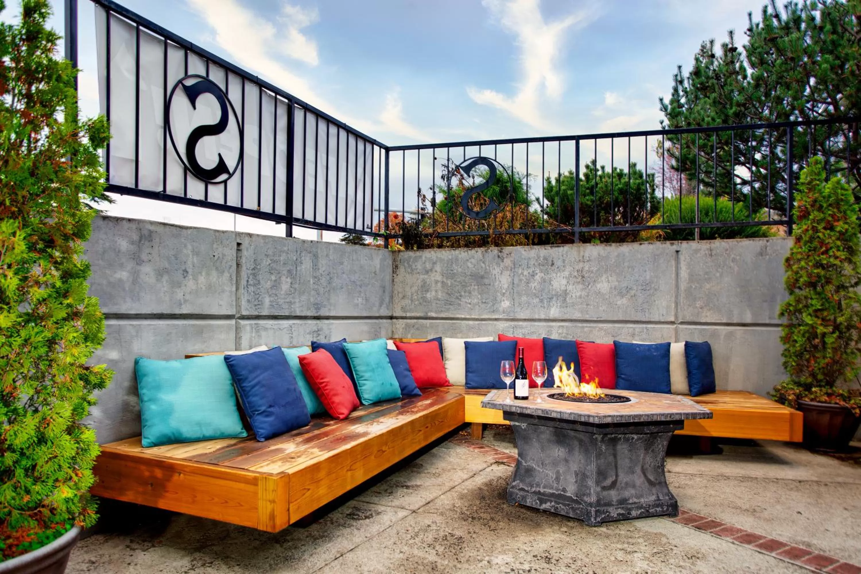 Patio in Stratford Inn