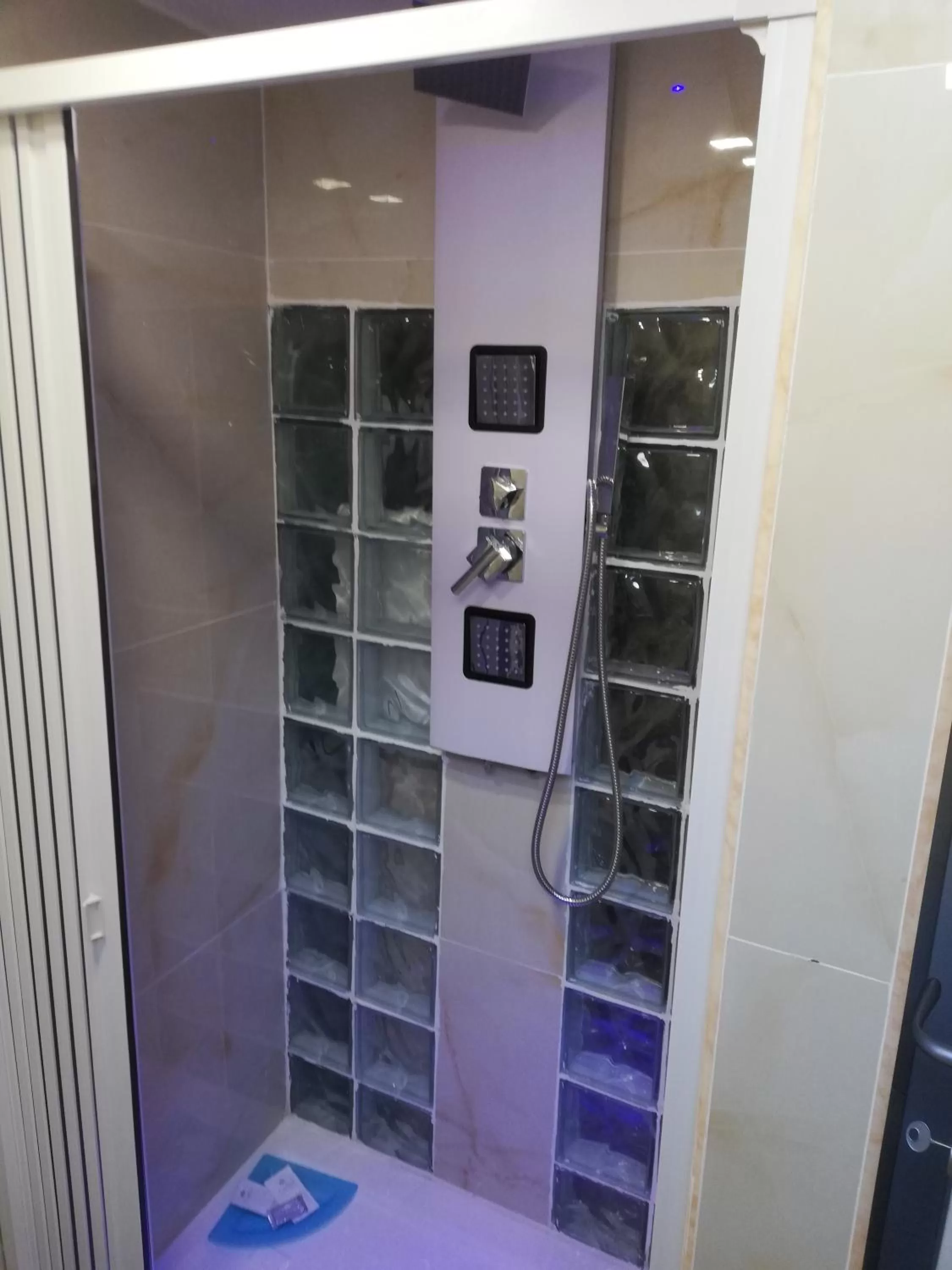 Bathroom in BnB Simy3