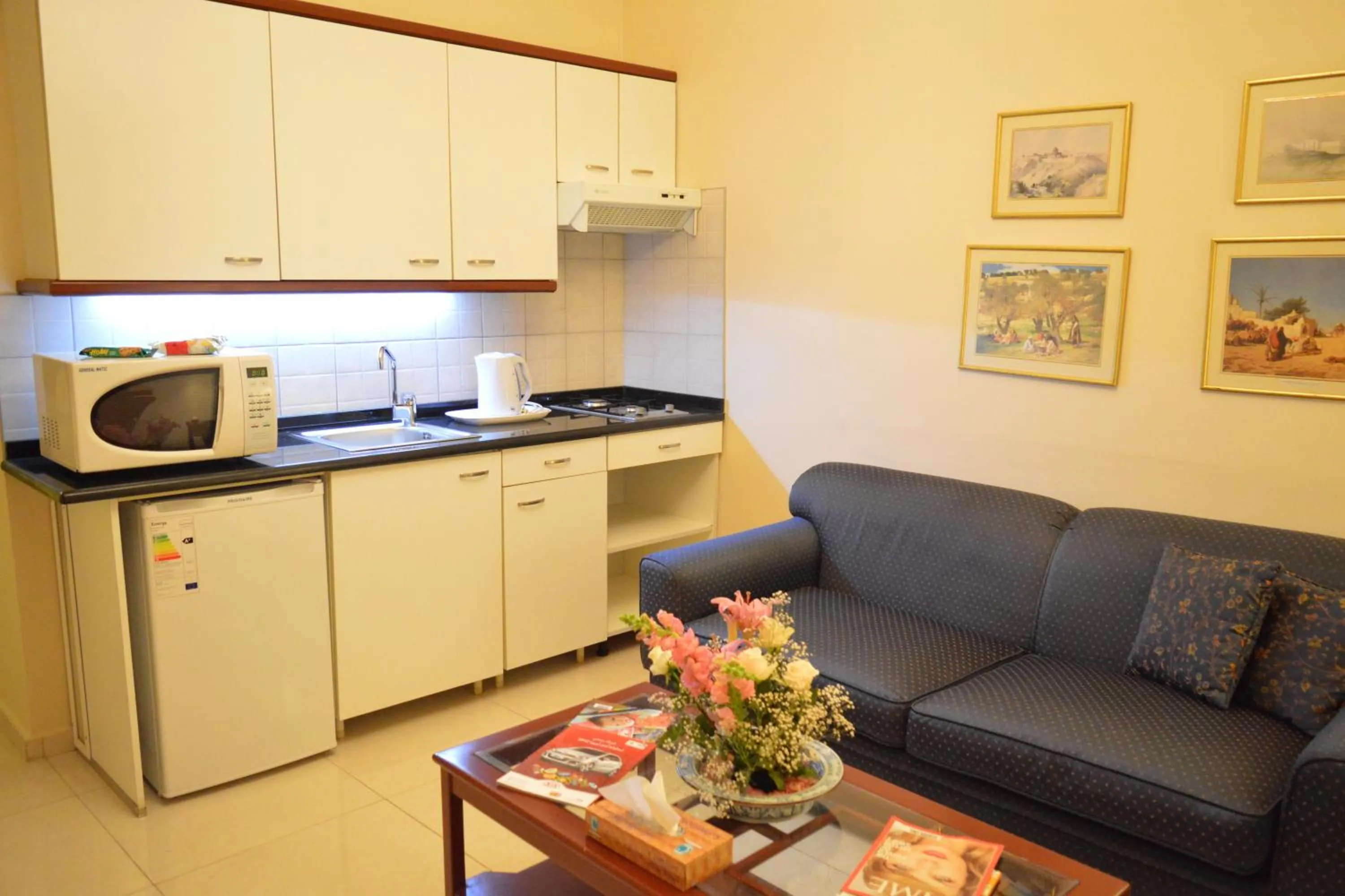 Living room in Comfort Hotel Suites