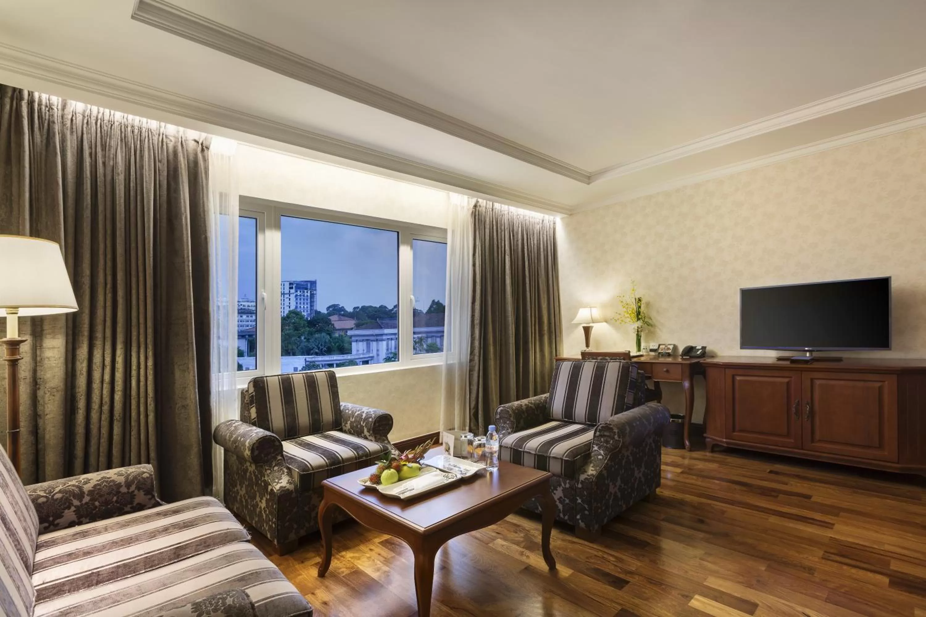 Communal lounge/ TV room in Rex Hotel