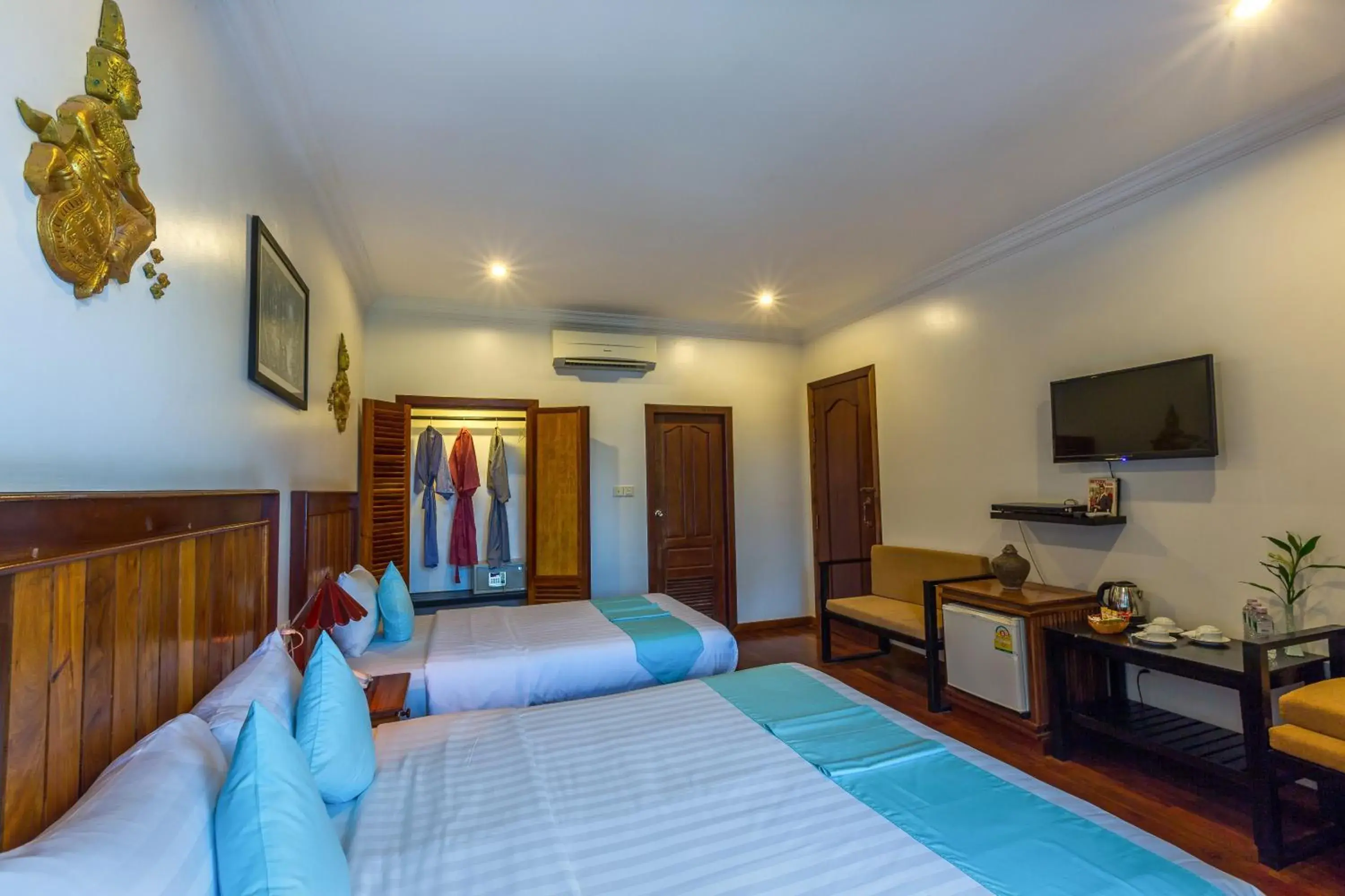 Bedroom, TV/Entertainment Center in Asanak D'Angkor Boutique Hotel