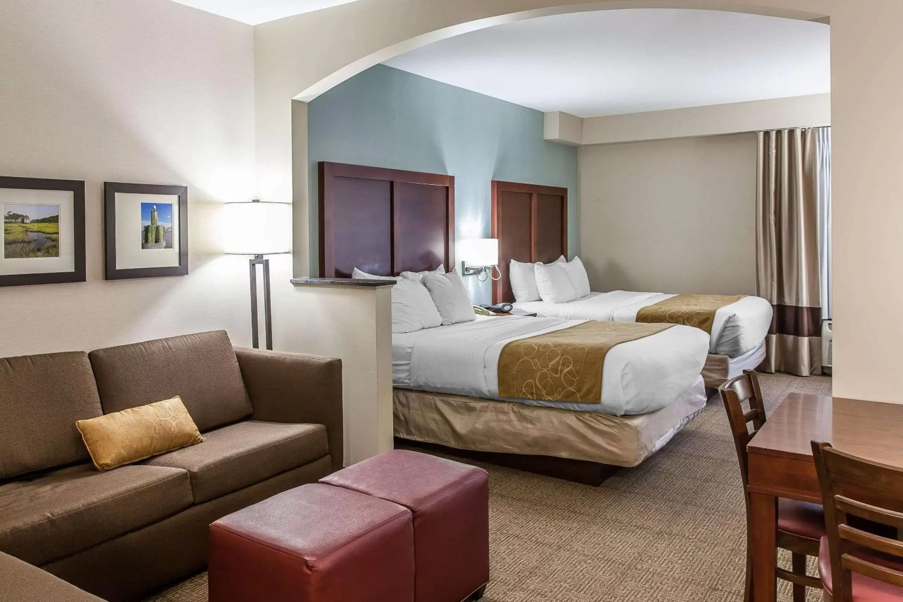 Bedroom in Comfort Suites Ocean City West