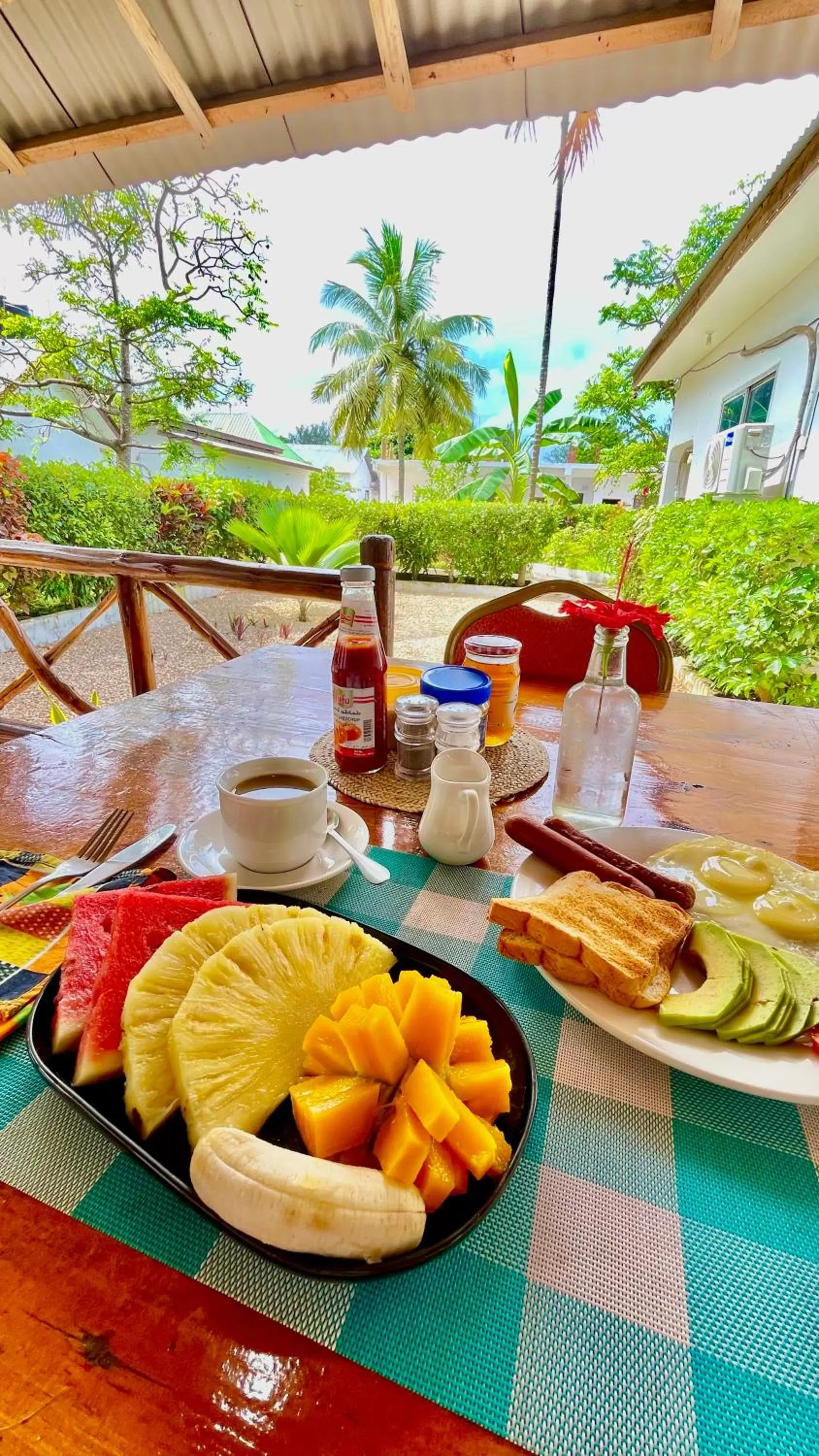 Breakfast in Kihori Nungwi