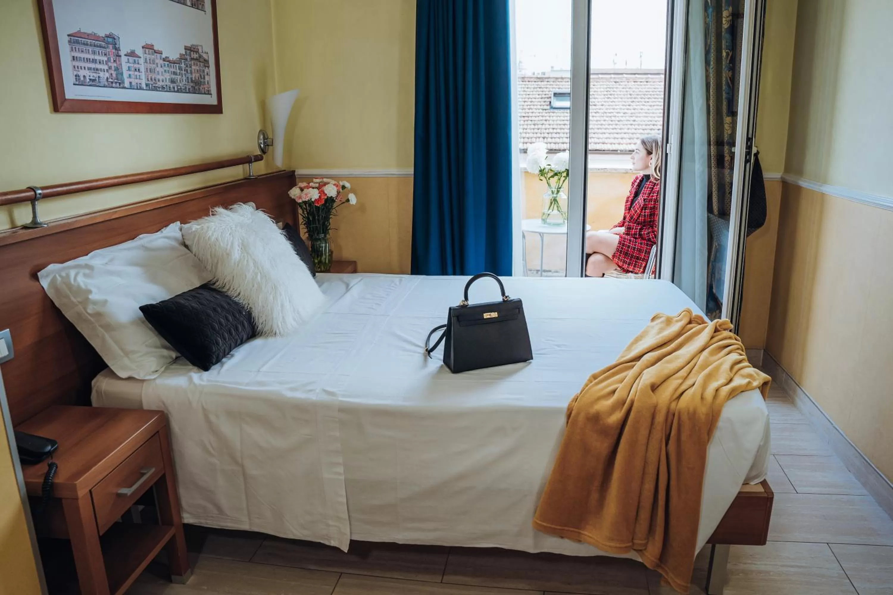 Photo of the whole room, Bed in Hotel Windrose