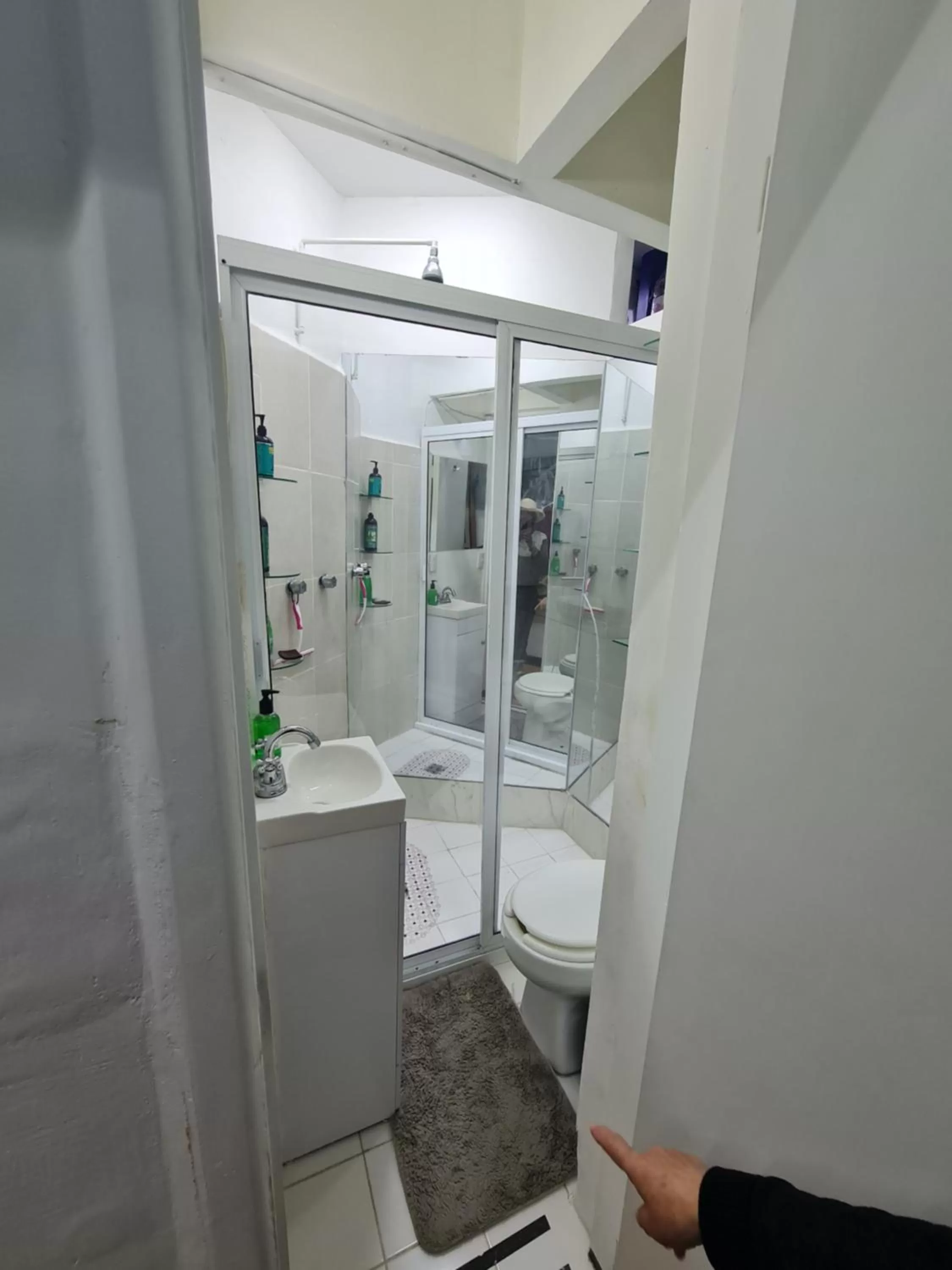 Shower in Casa Itzae B&B Polanquito Dog Friendly