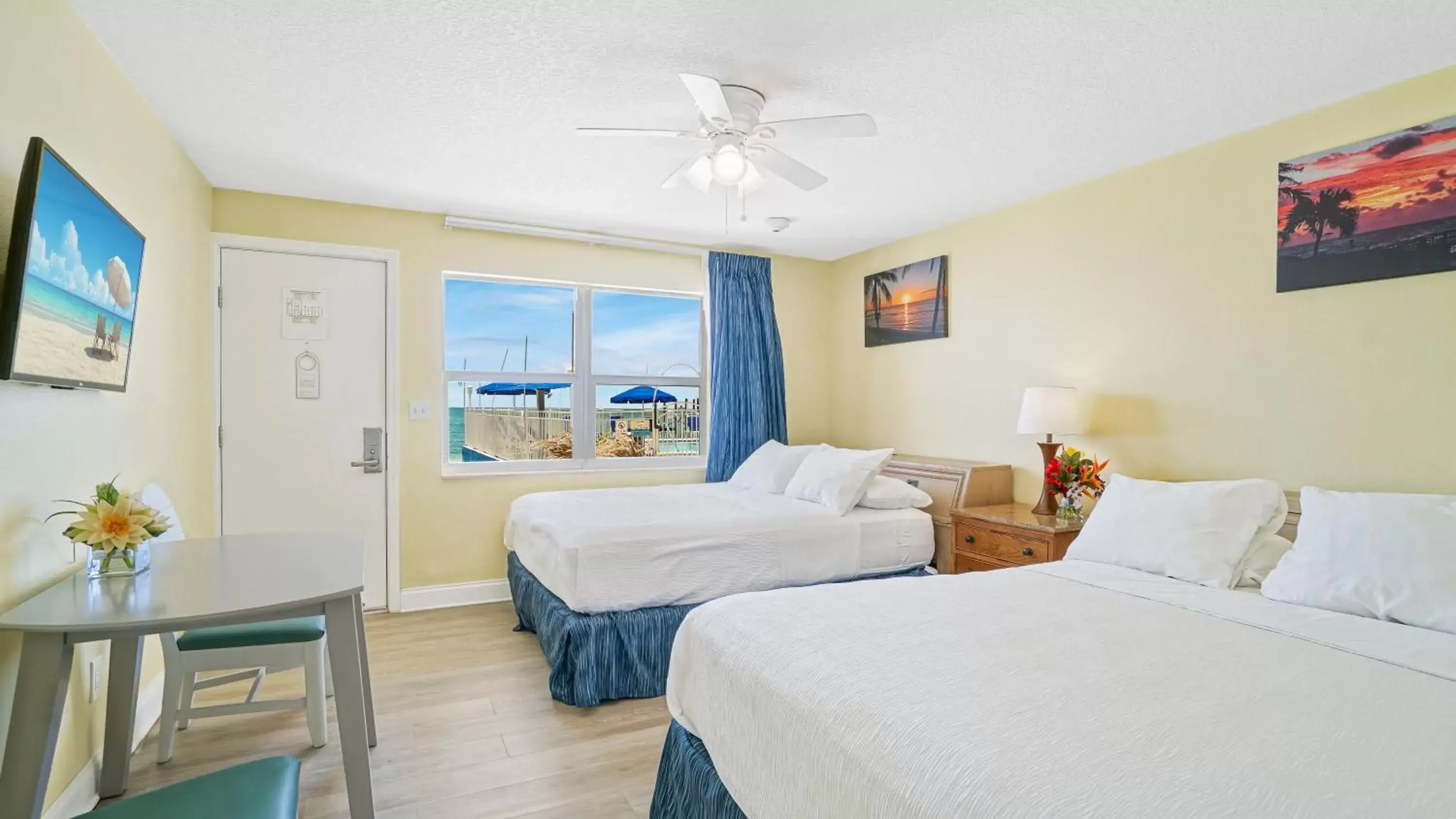 Bedroom in Glunz Ocean Beach Hotel and Resort