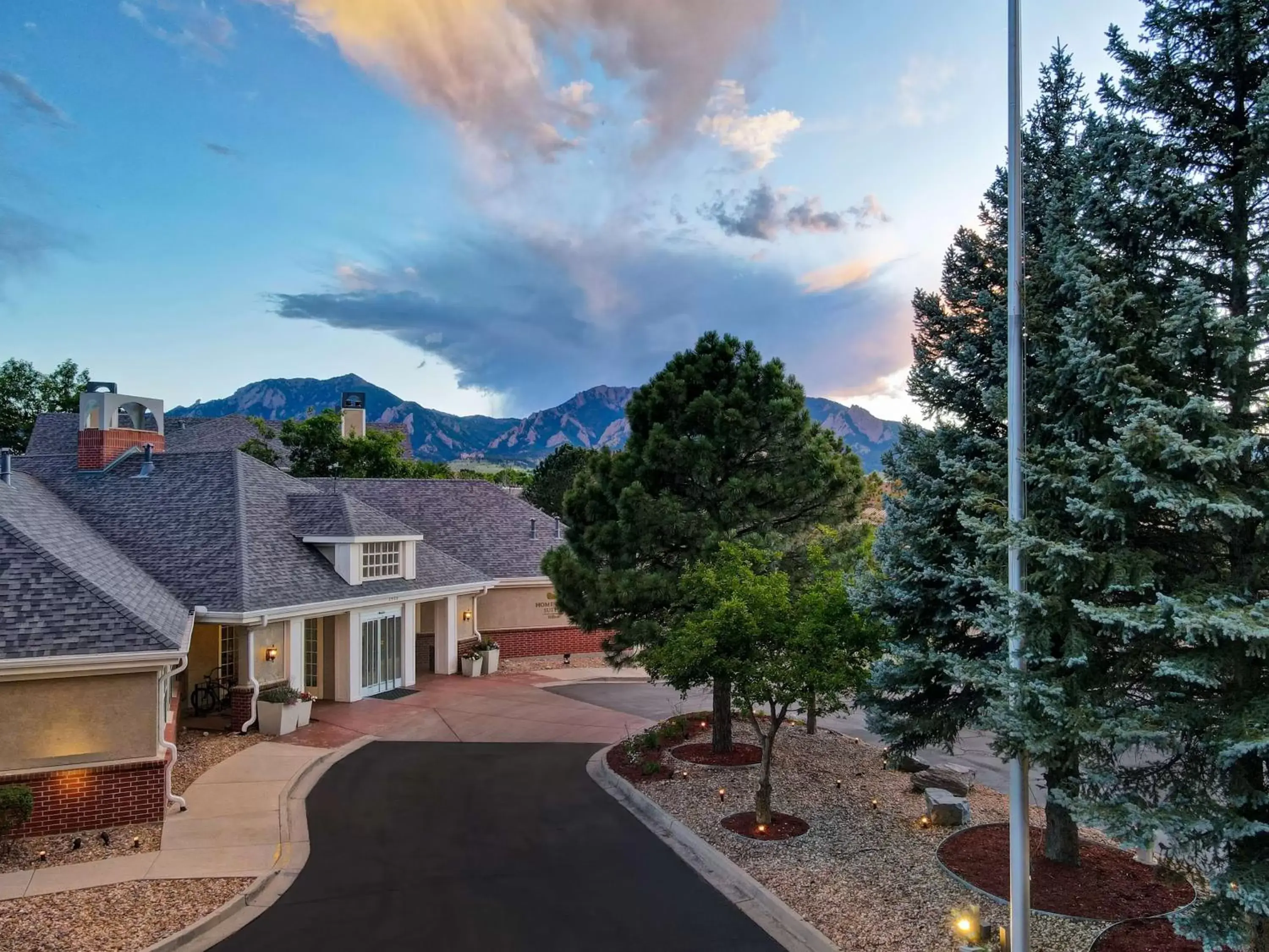 Property building, Mountain View in Homewood Suites by Hilton Boulder