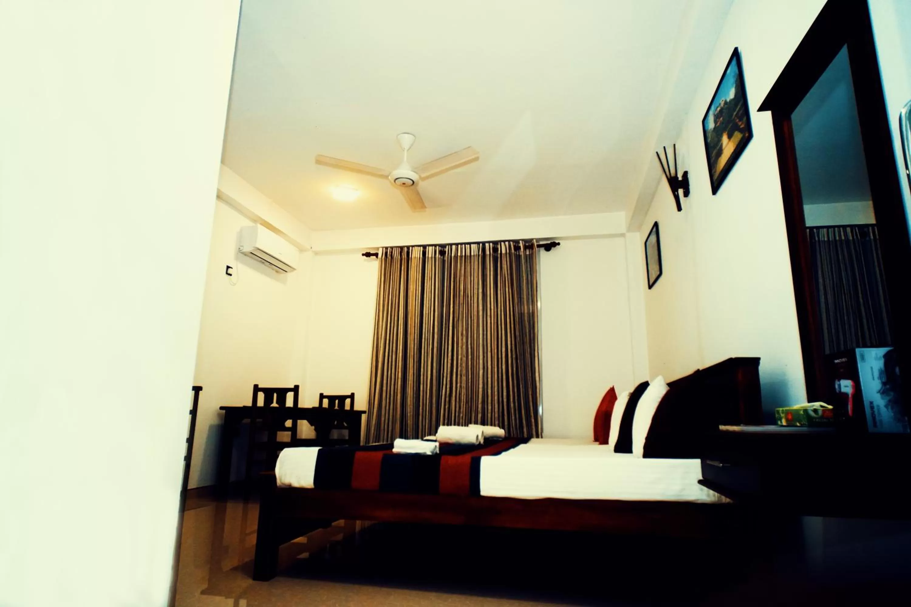 Seating Area in Airport 4 Season Transit Hotel