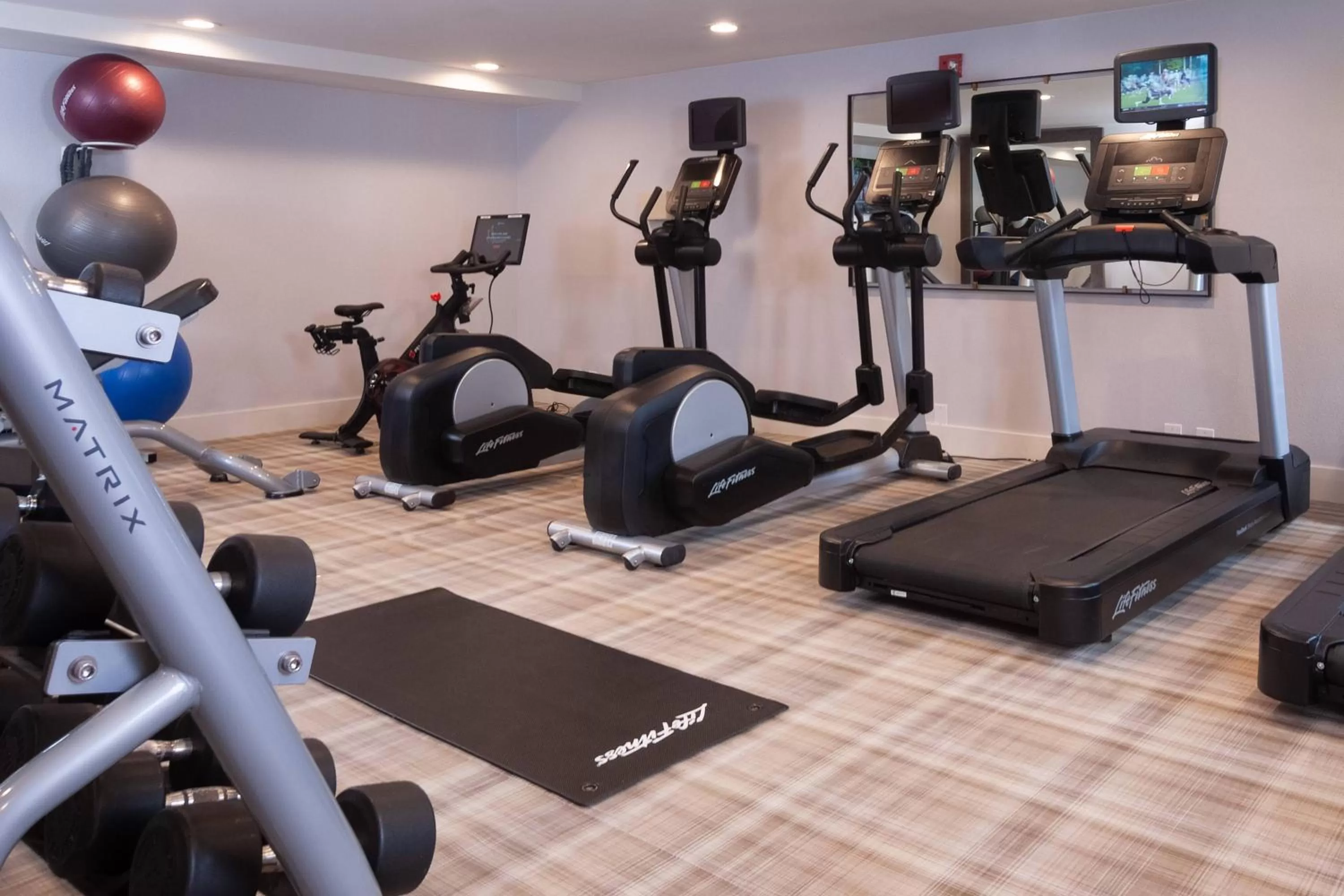 Fitness centre/facilities in Residence Inn Charleston Riverview