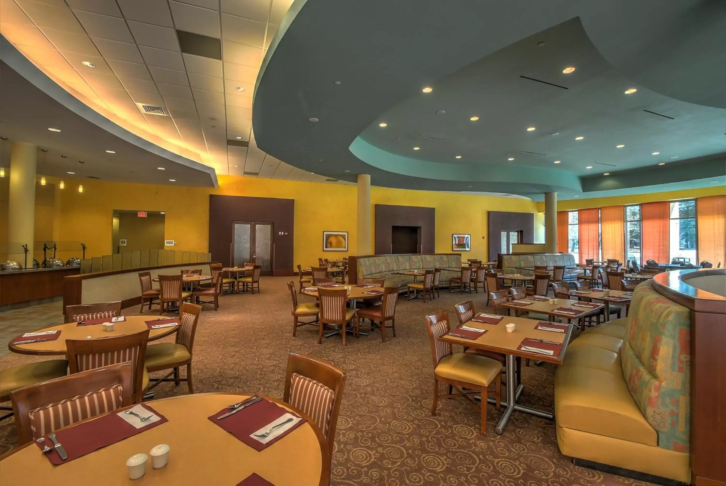 Restaurant/places to eat in Southbridge Hotel and Conference Center Restaurant/places to eat in Southbridge Hotel and Conference Center