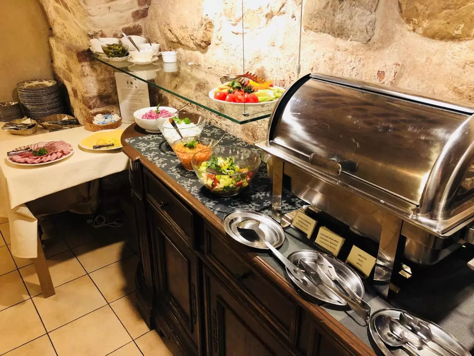 Breakfast, Kitchen/Kitchenette in St. Peter's Boutique Hotel