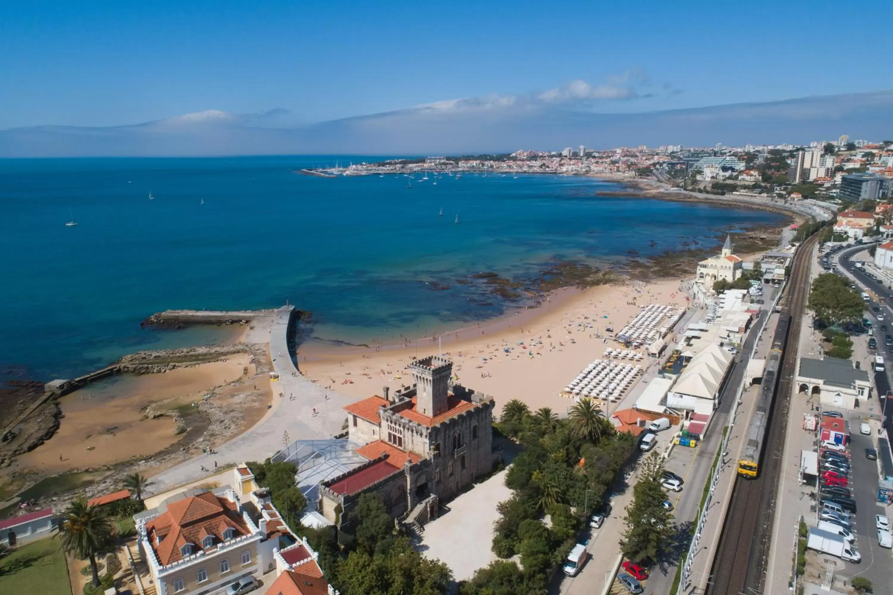 Beach, Bird's-eye View in Vila Gale Estoril - Adults Friendly Beach, Bird's-eye View in Vila Gale Estoril - Adults Friendly