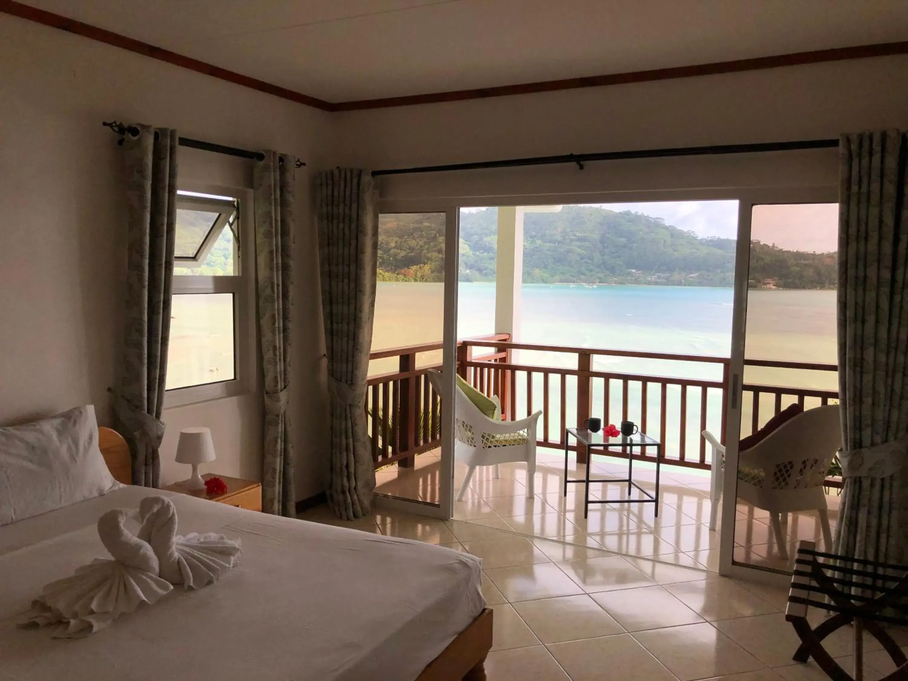 Balcony/Terrace, Bed in Sailfish Beach Villas Balcony/Terrace, Bed in Sailfish Beach Villas