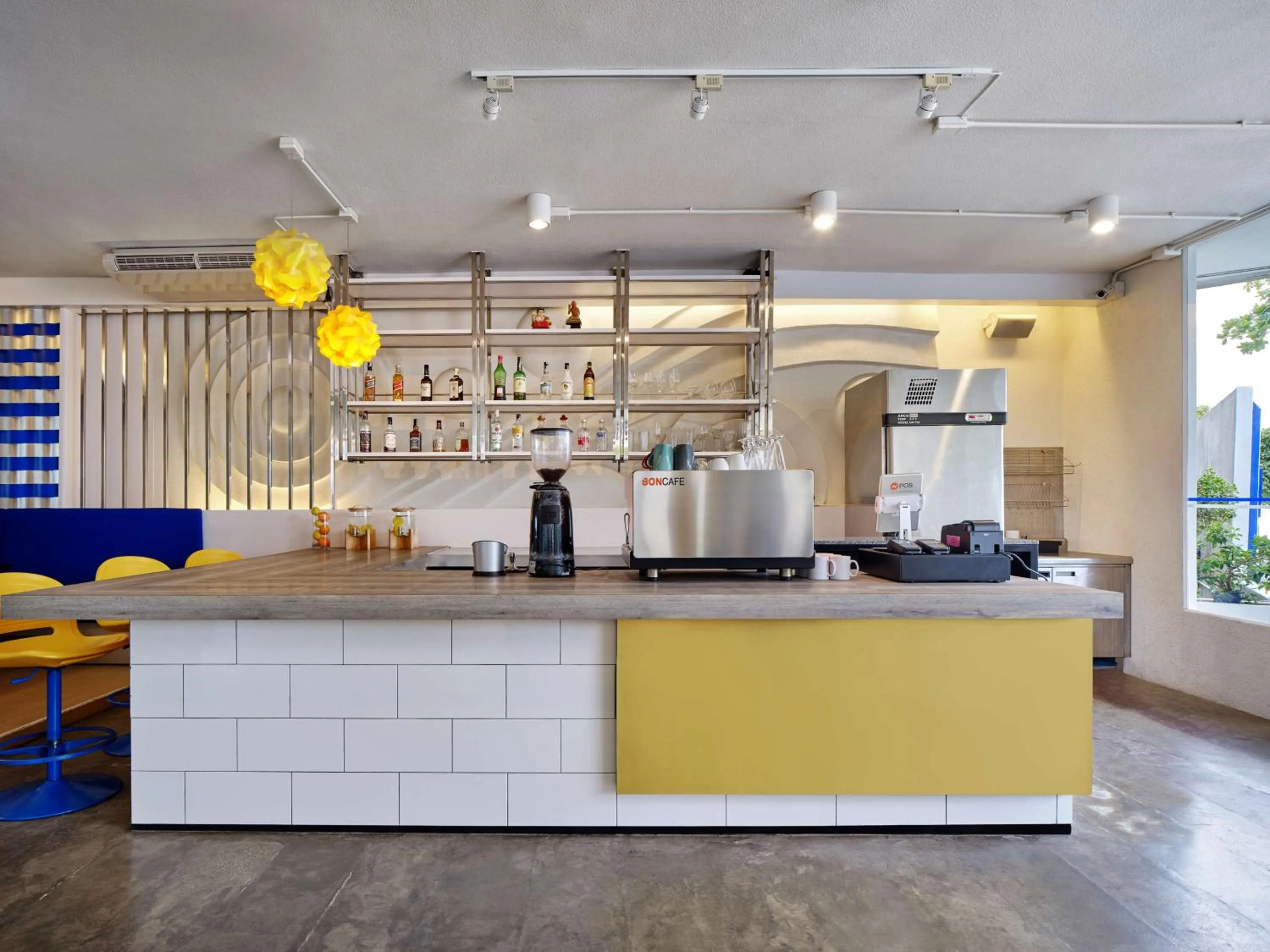 Lounge or bar in Homm Bliss Southbeach Patong