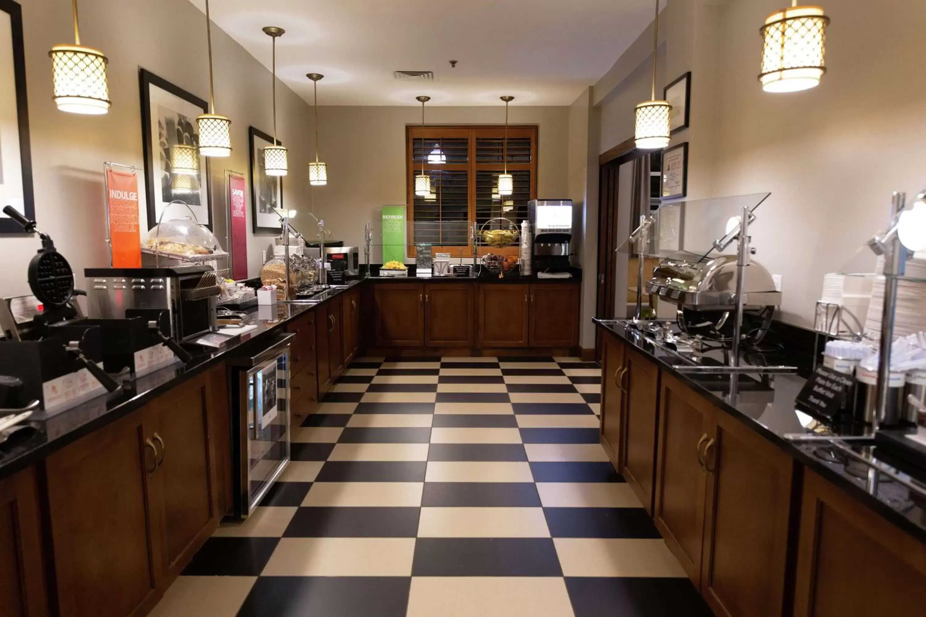 Restaurant/places to eat in Hampton Inn & Suites Raleigh Cary Lenovo Center Restaurant/places to eat in Hampton Inn & Suites Raleigh Cary Lenovo Center