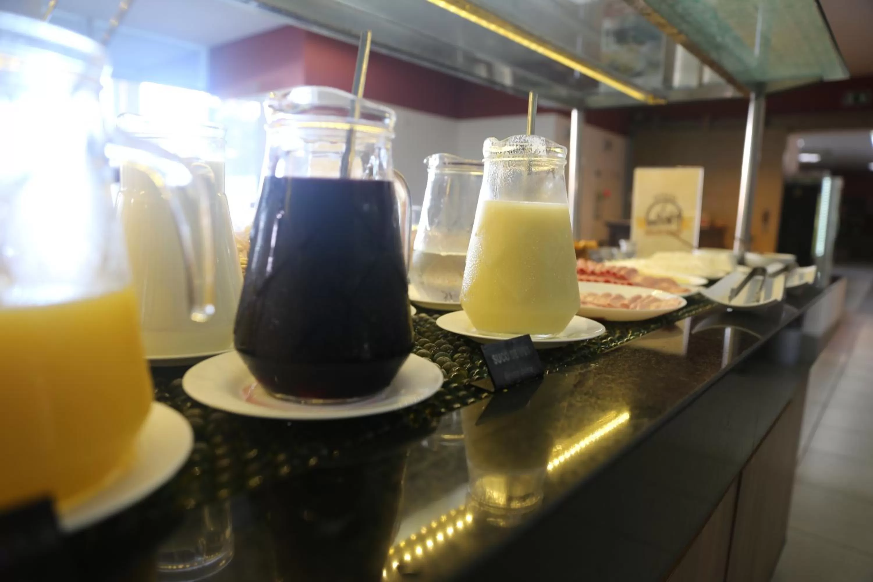 Breakfast in Stop Inn Antonio Carlos