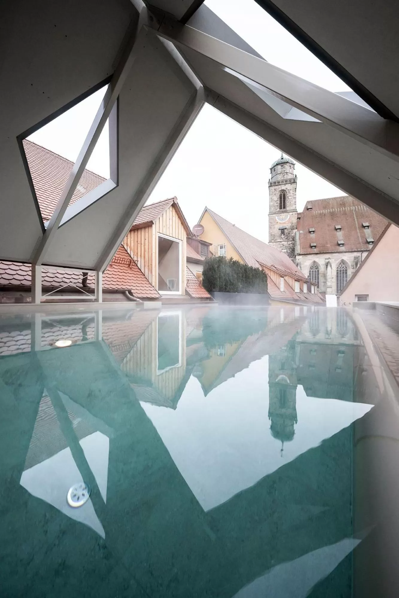 Swimming pool in HOTEL & SPA Goldene Rose