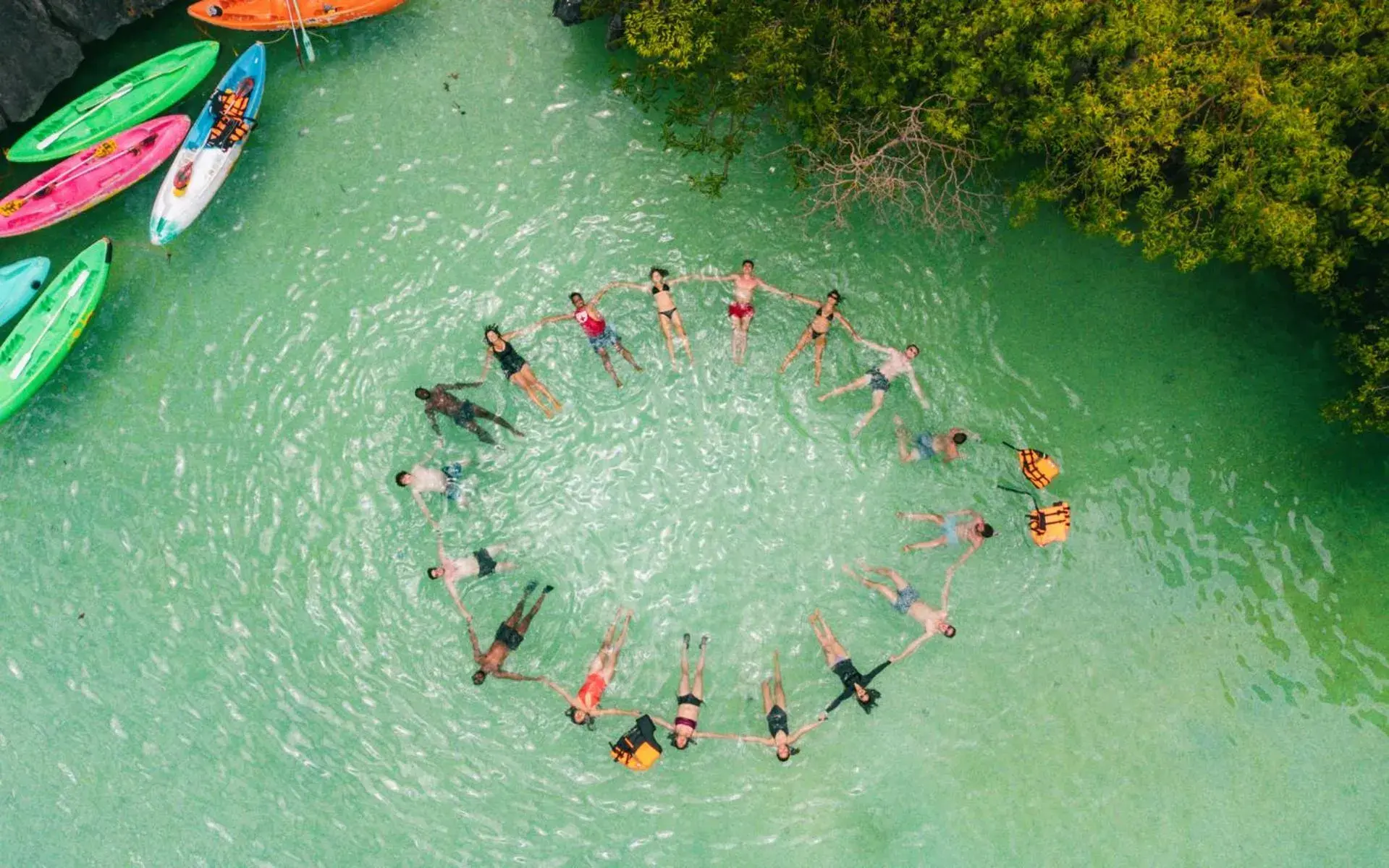 Activities, Swimming Pool in Mad Monkey Hostel Nacpan Beach