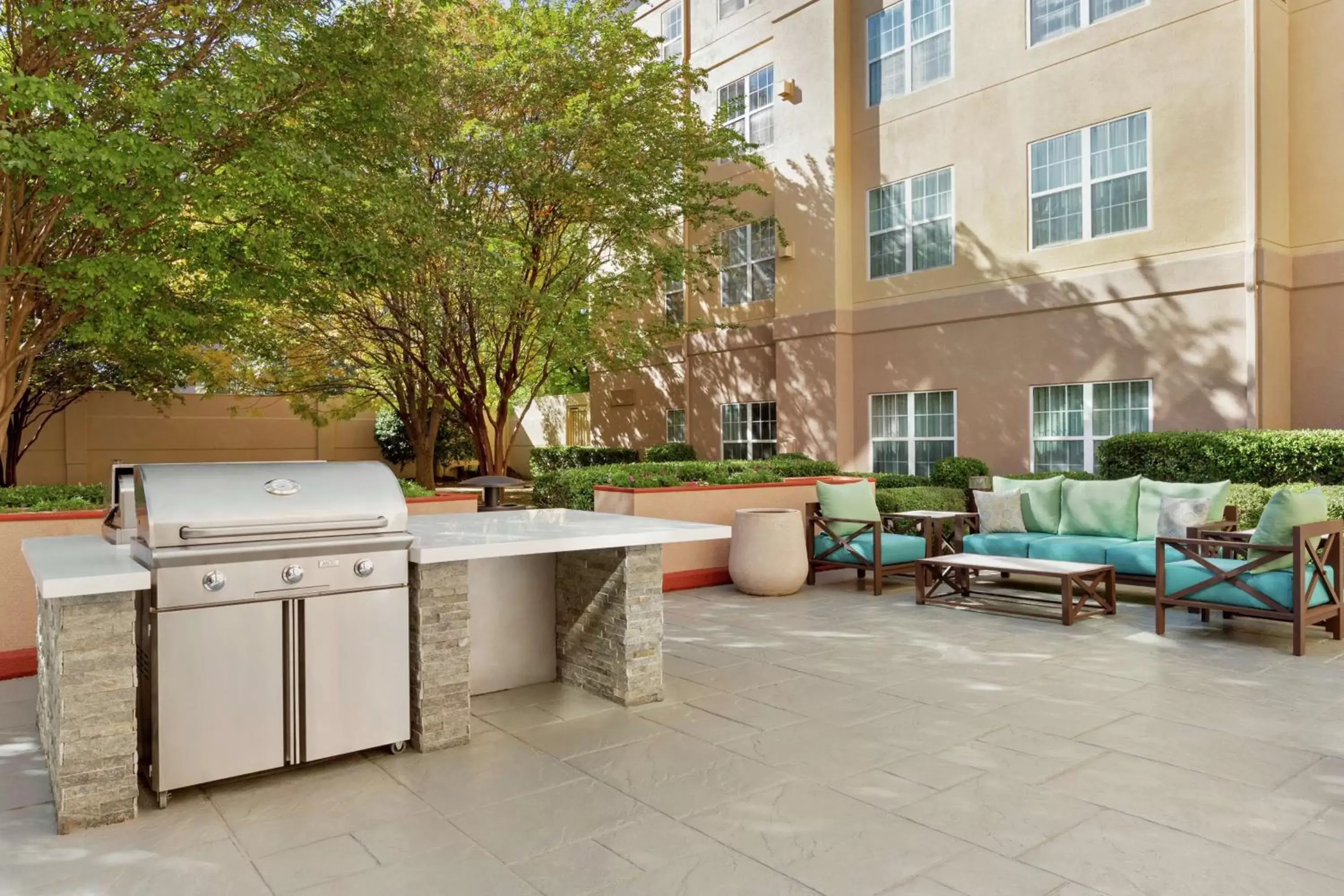 Patio in Homewood Suites by Hilton Dallas-DFW Airport N-Grapevine