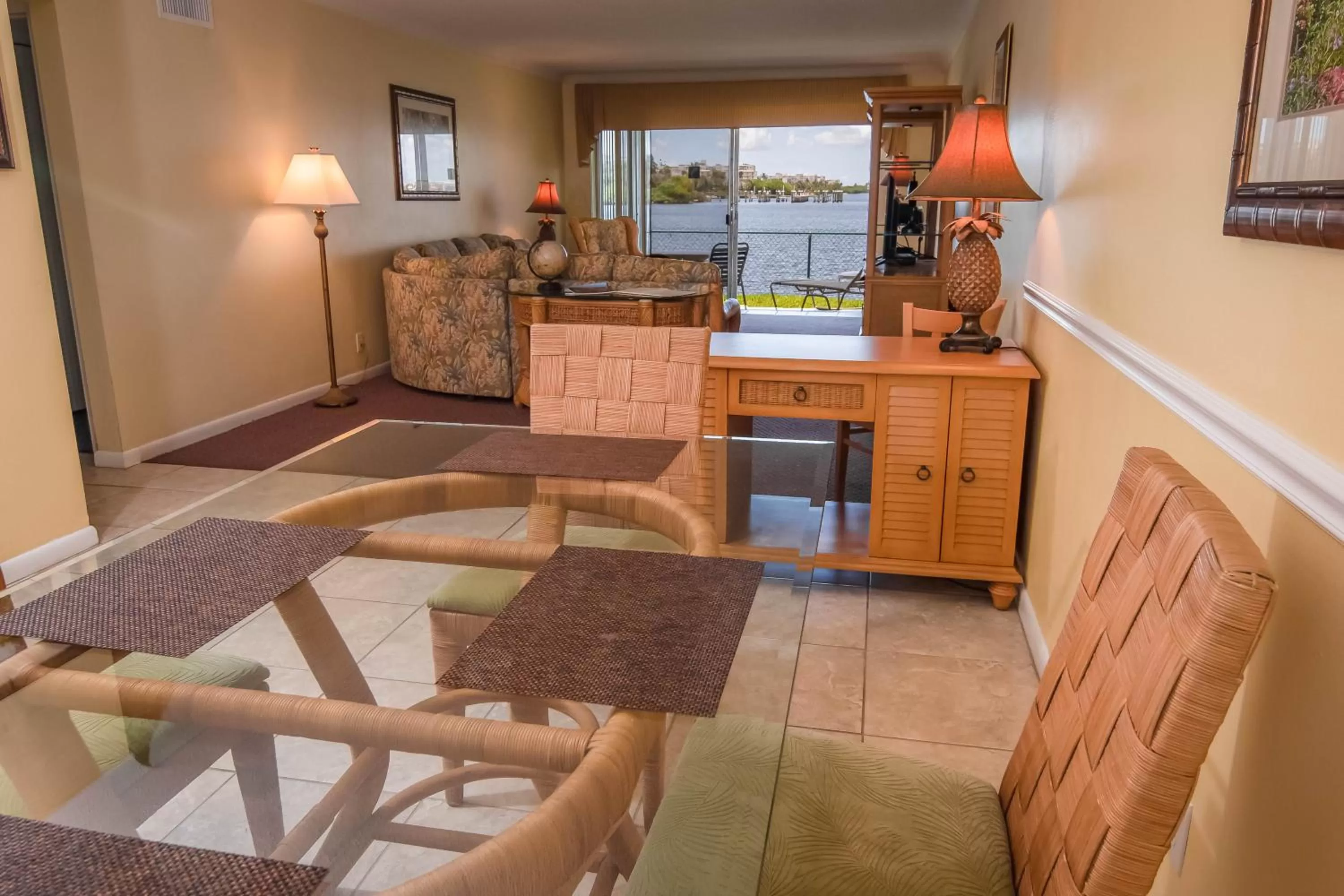 Living room, Kitchen/Kitchenette in Palm Beach Waterfront Condos - Full Kitchens!