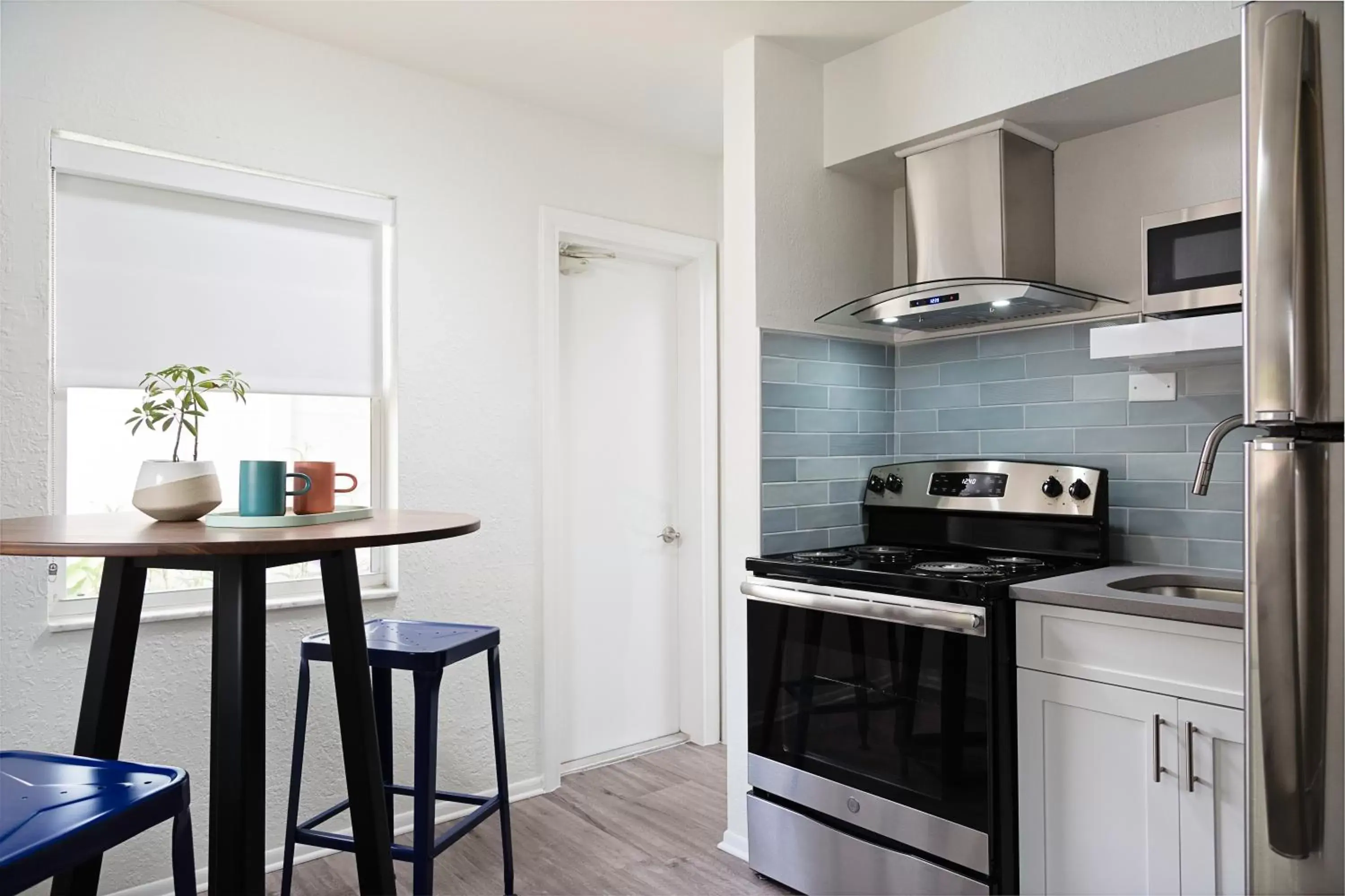 Kitchen or kitchenette, Kitchen/Kitchenette in Hotel Cabana Clearwater Beach