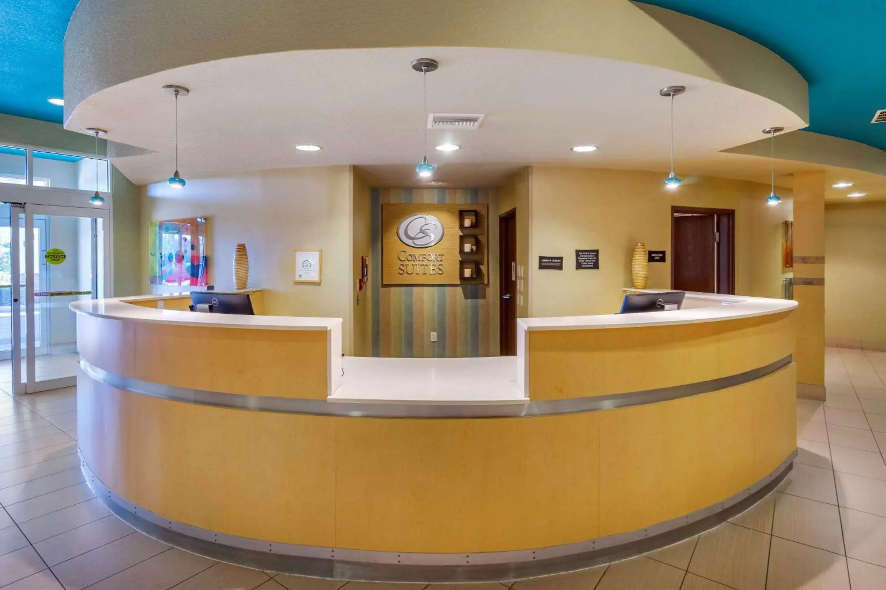 Lobby or reception, Lobby/Reception in Comfort Suites Tampa Fairgrounds - Casino
