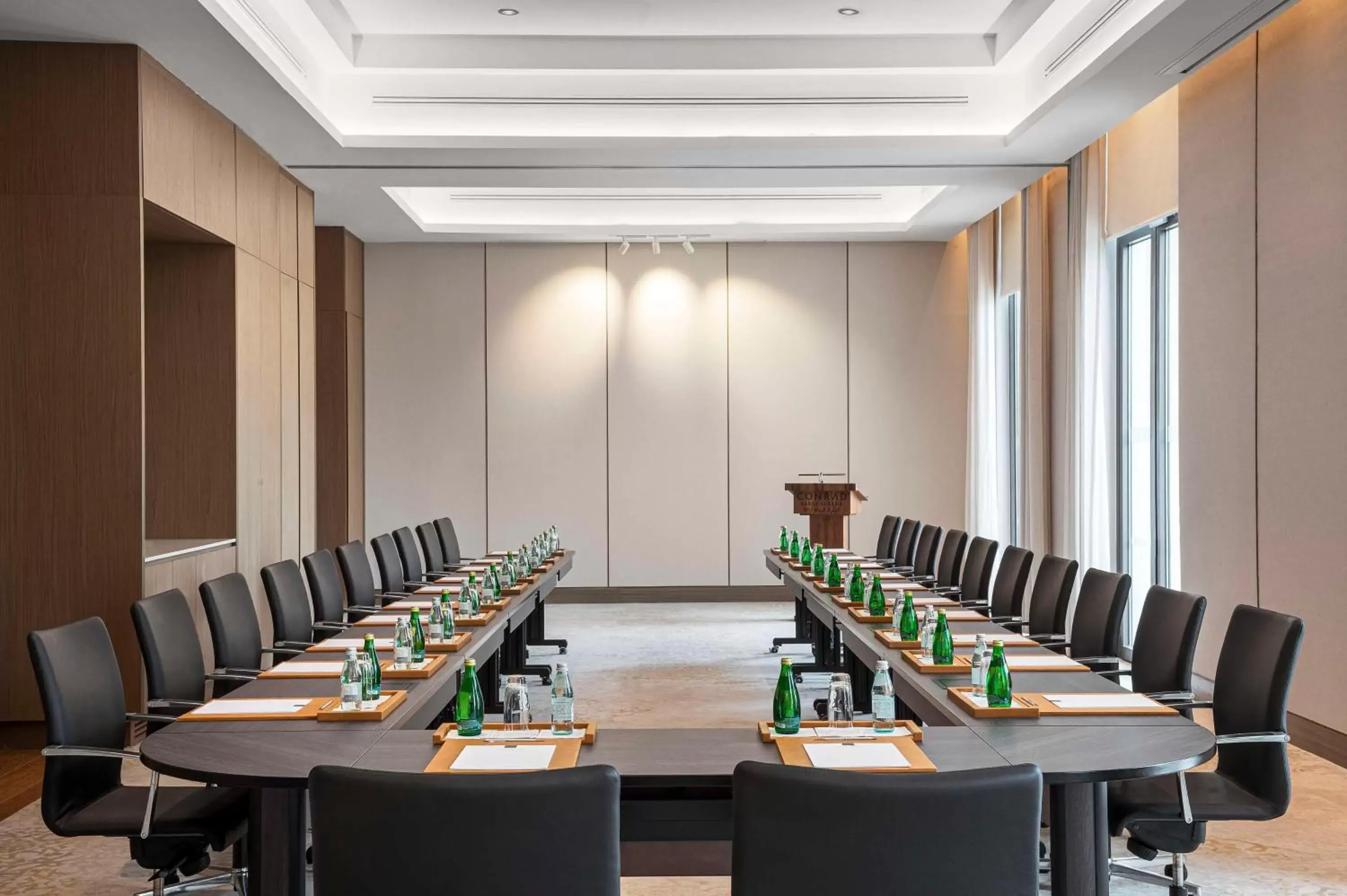 Meeting/conference room in Conrad Rabat Arzana