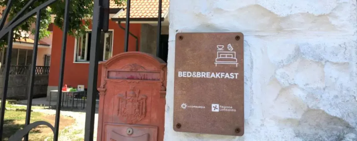 Facade/entrance, Property Logo/Sign in B&B Via Roma