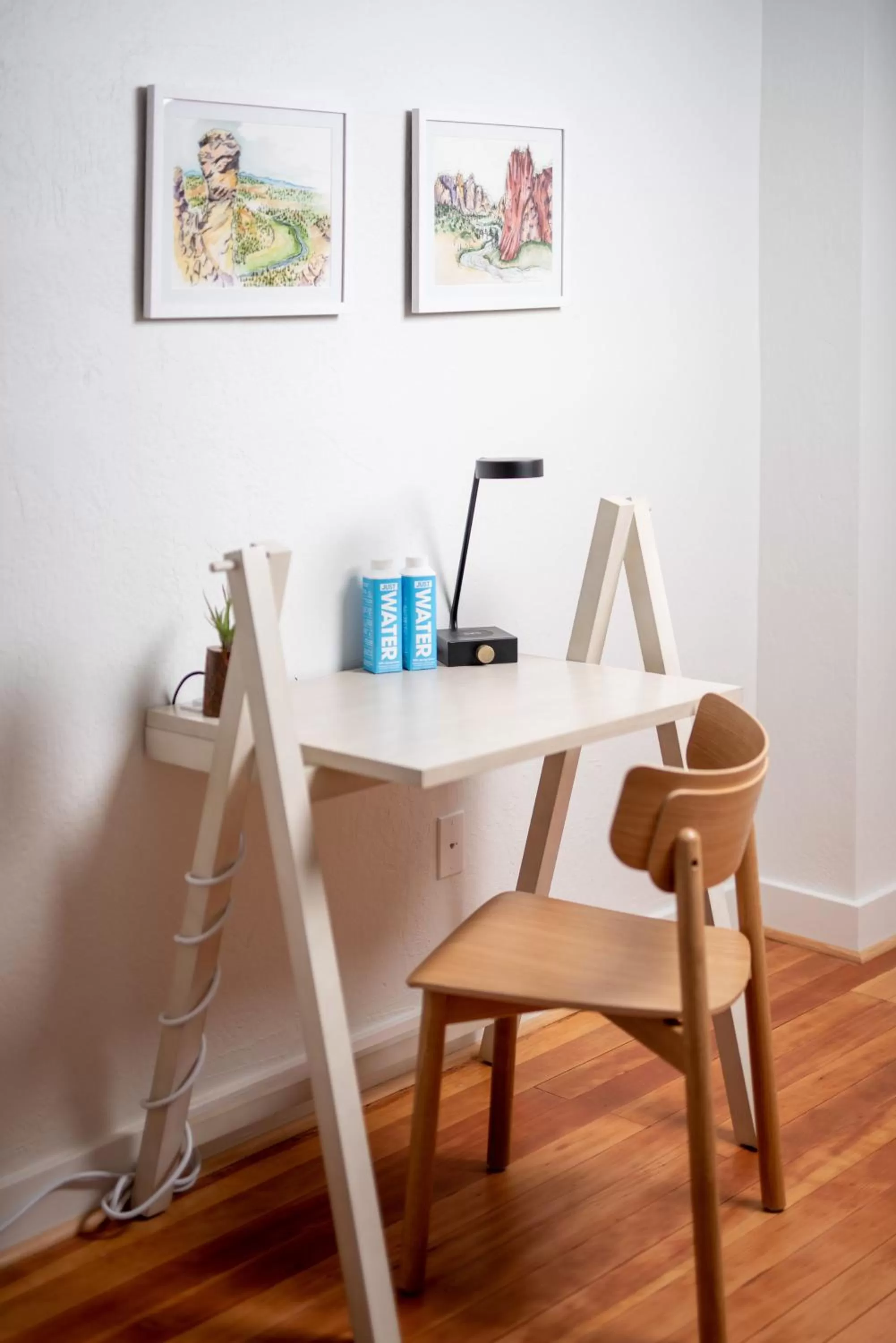 Seating area in SCP Redmond Hotel
