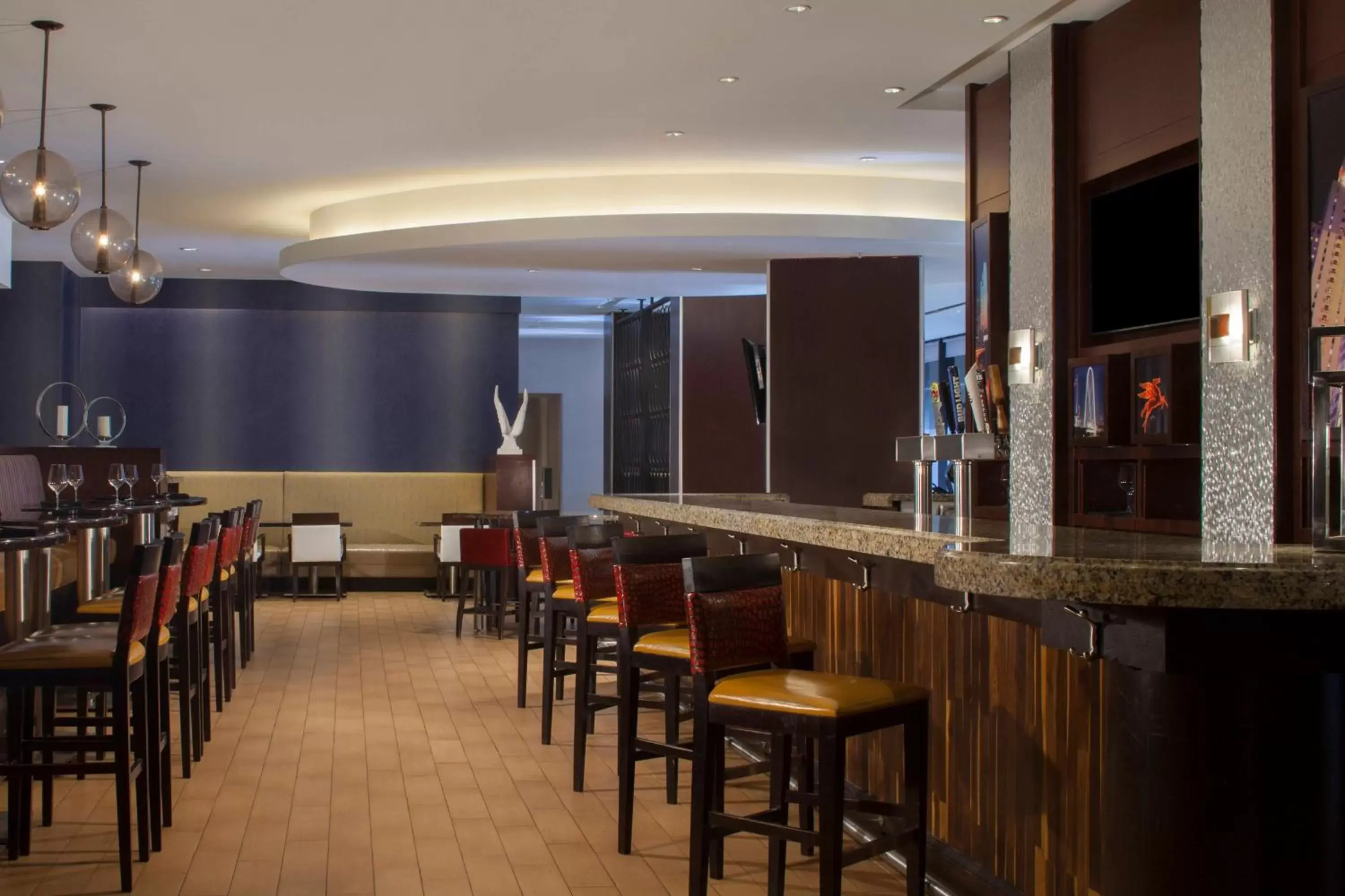 Lobby or reception, Lounge/Bar in Dallas Marriott Downtown