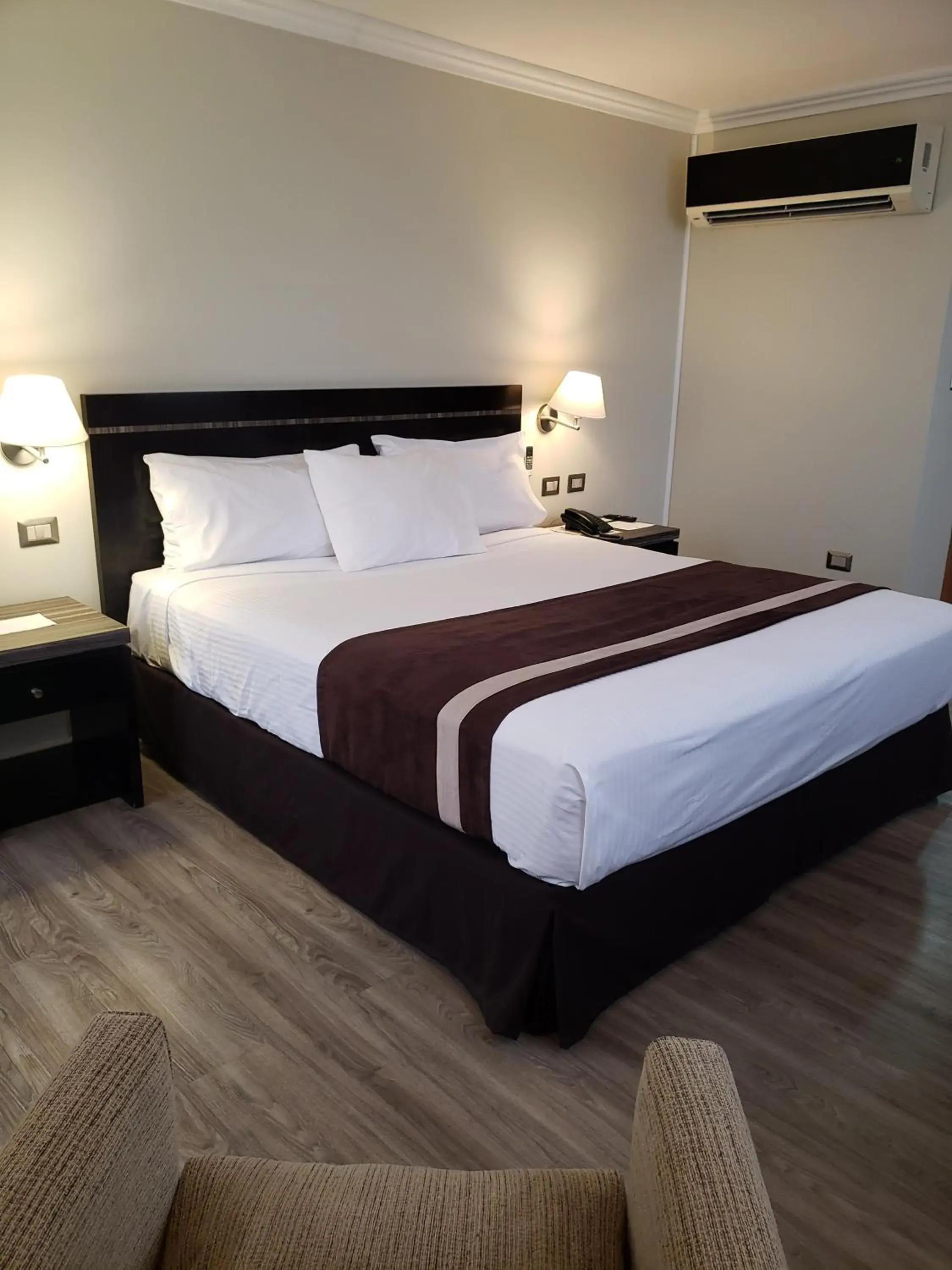 Bed in Hotel Diego de Almagro La Serena