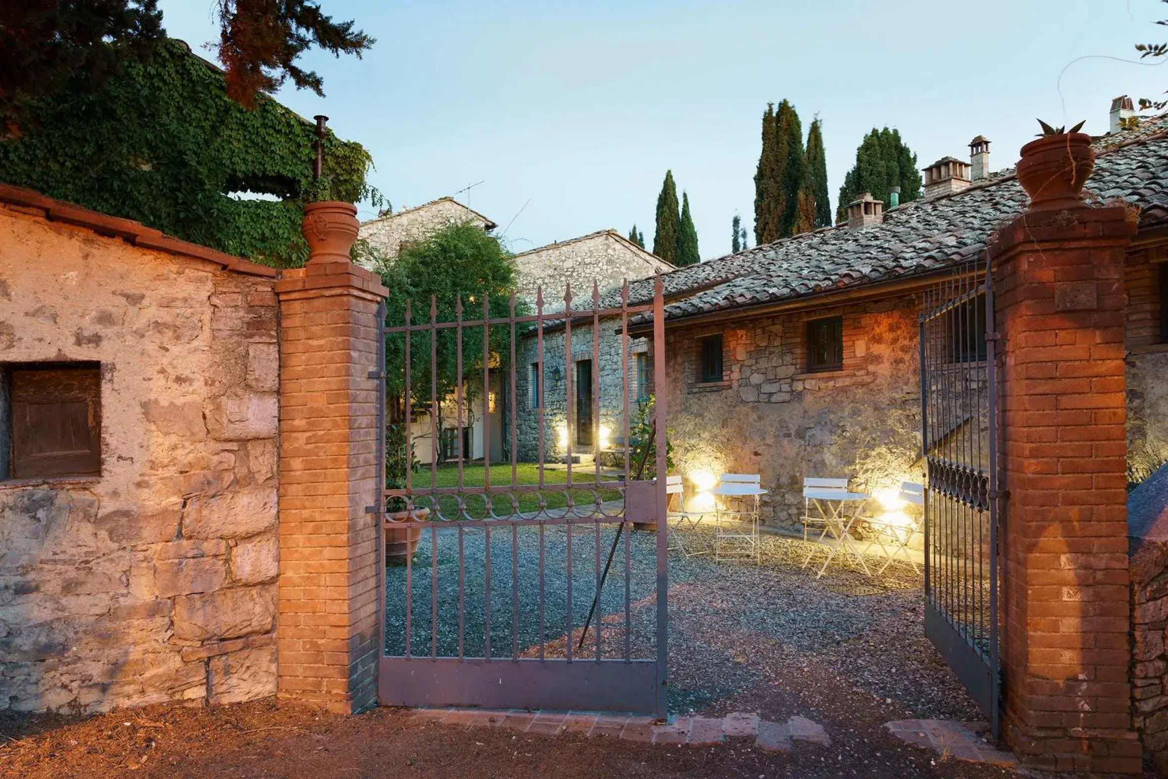 Garden, Property Building in Castello di Fonterutoli Wine Resort