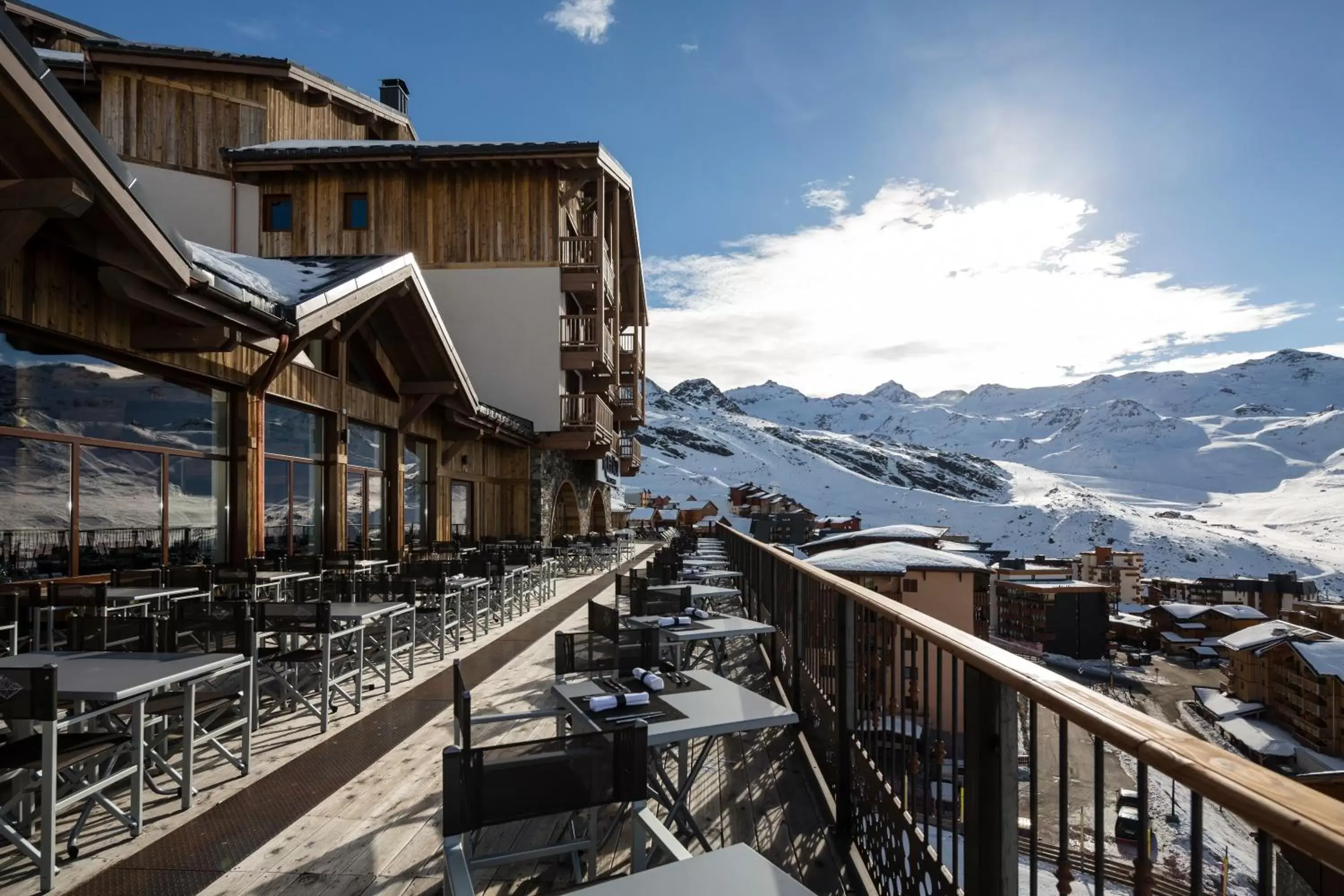 View (from property/room), Winter in Hôtel Koh-I Nor by Les Etincelles