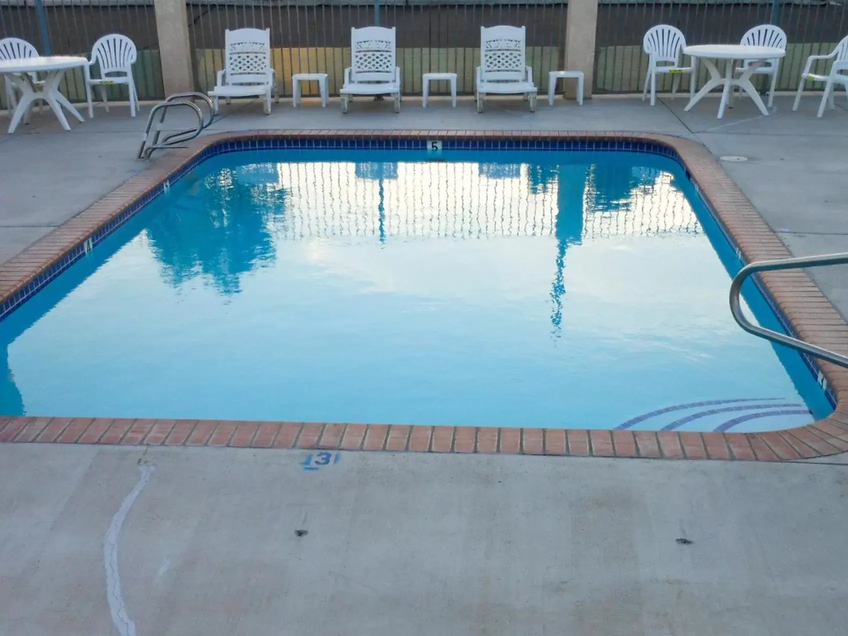 Swimming Pool in Motel 6-Fallon, NV