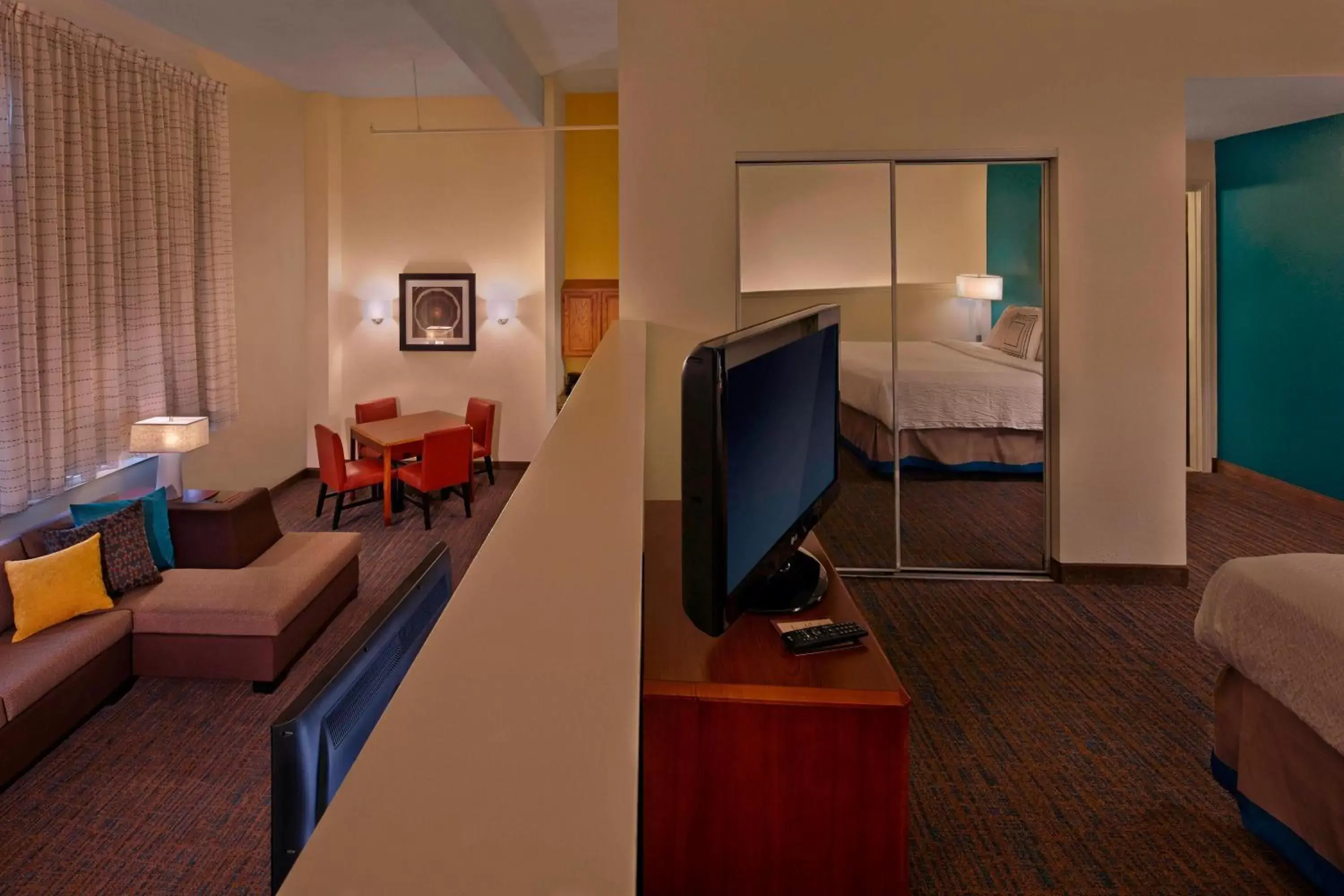 Photo of the whole room, TV/Entertainment Center in Residence Inn by Marriott Hartford Downtown