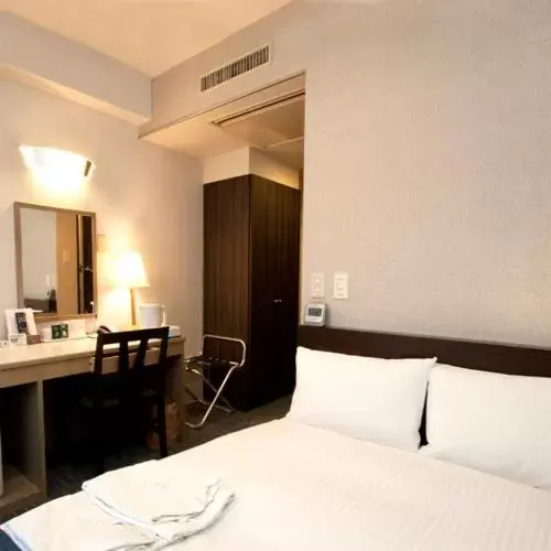 Photo of the whole room, Bed in Smile Hotel Asakusa