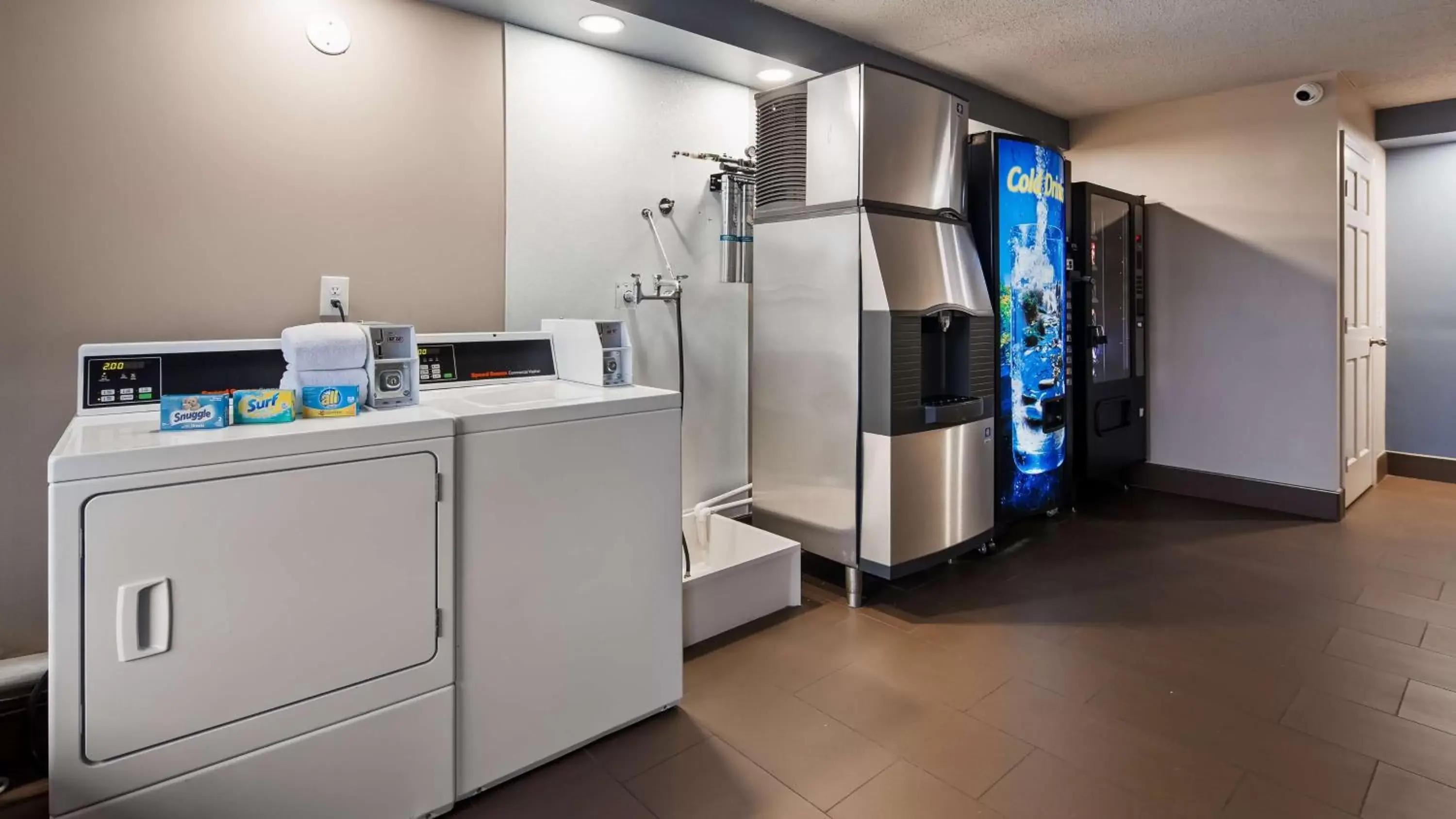 On site, Kitchen/Kitchenette in SureStay Hotel by Best Western Jasper